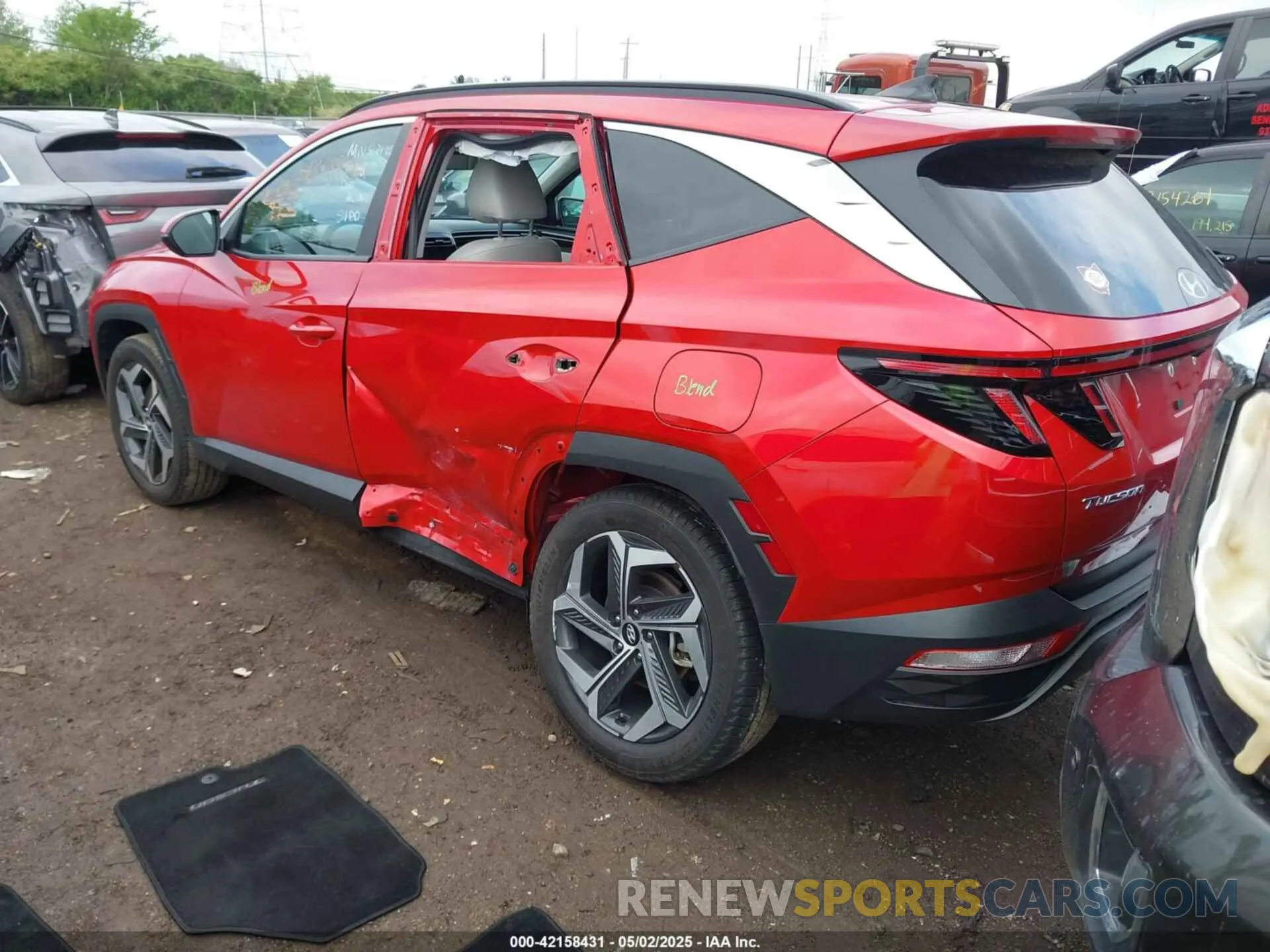 3 Photograph of a damaged car 5NMJFCAE3PH220967 HYUNDAI TUCSON 2023
