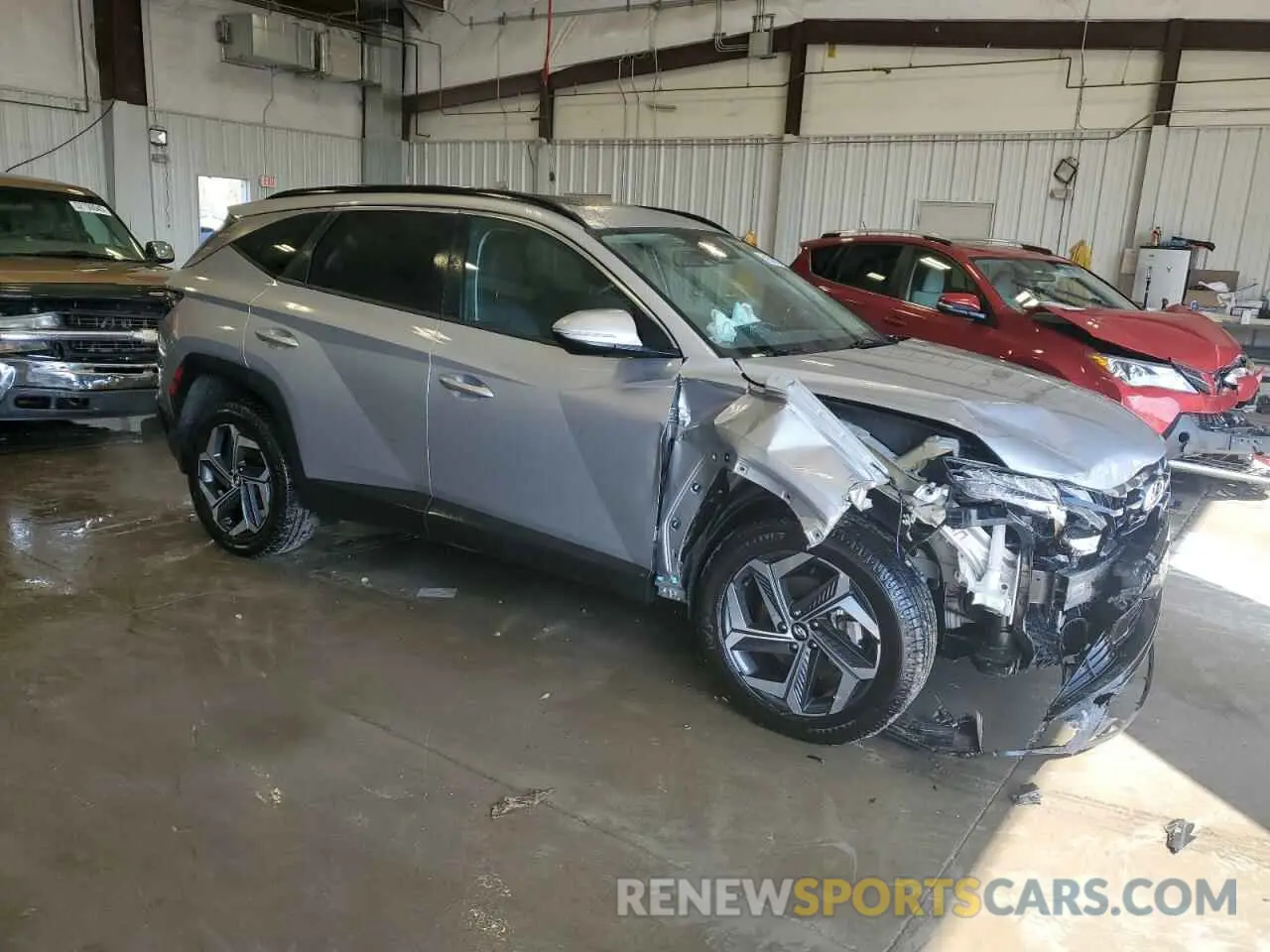 4 Photograph of a damaged car 5NMJFCAE4PH177319 HYUNDAI TUCSON 2023
