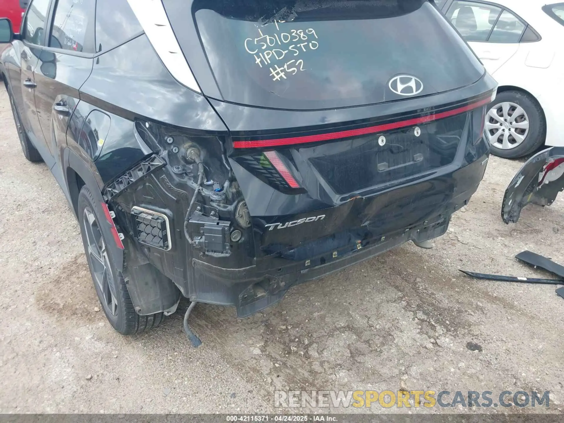 6 Photograph of a damaged car 5NMJFCAE9PH210279 HYUNDAI TUCSON 2023