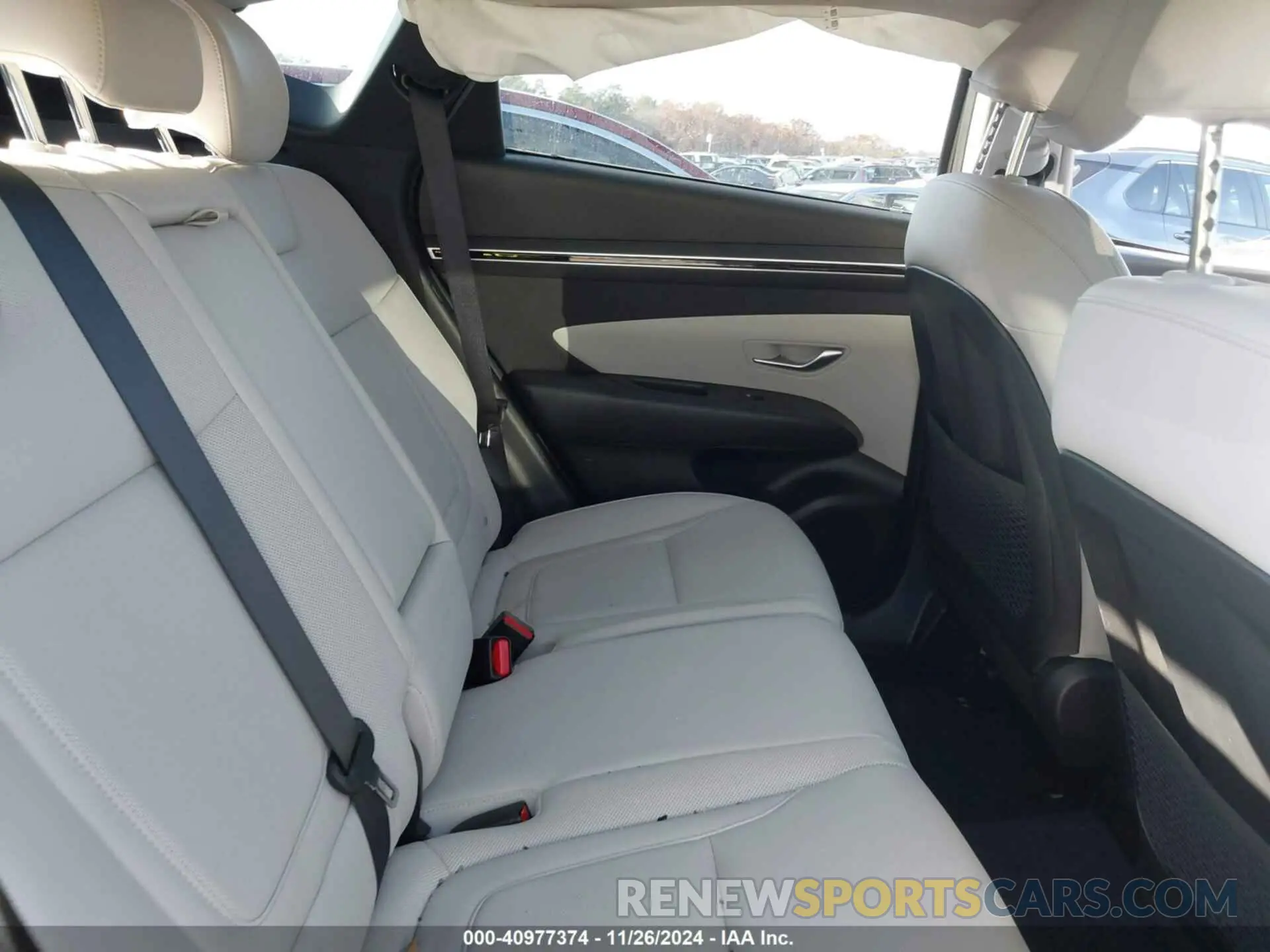 8 Photograph of a damaged car 5NMJFCAE9PH212095 HYUNDAI TUCSON 2023