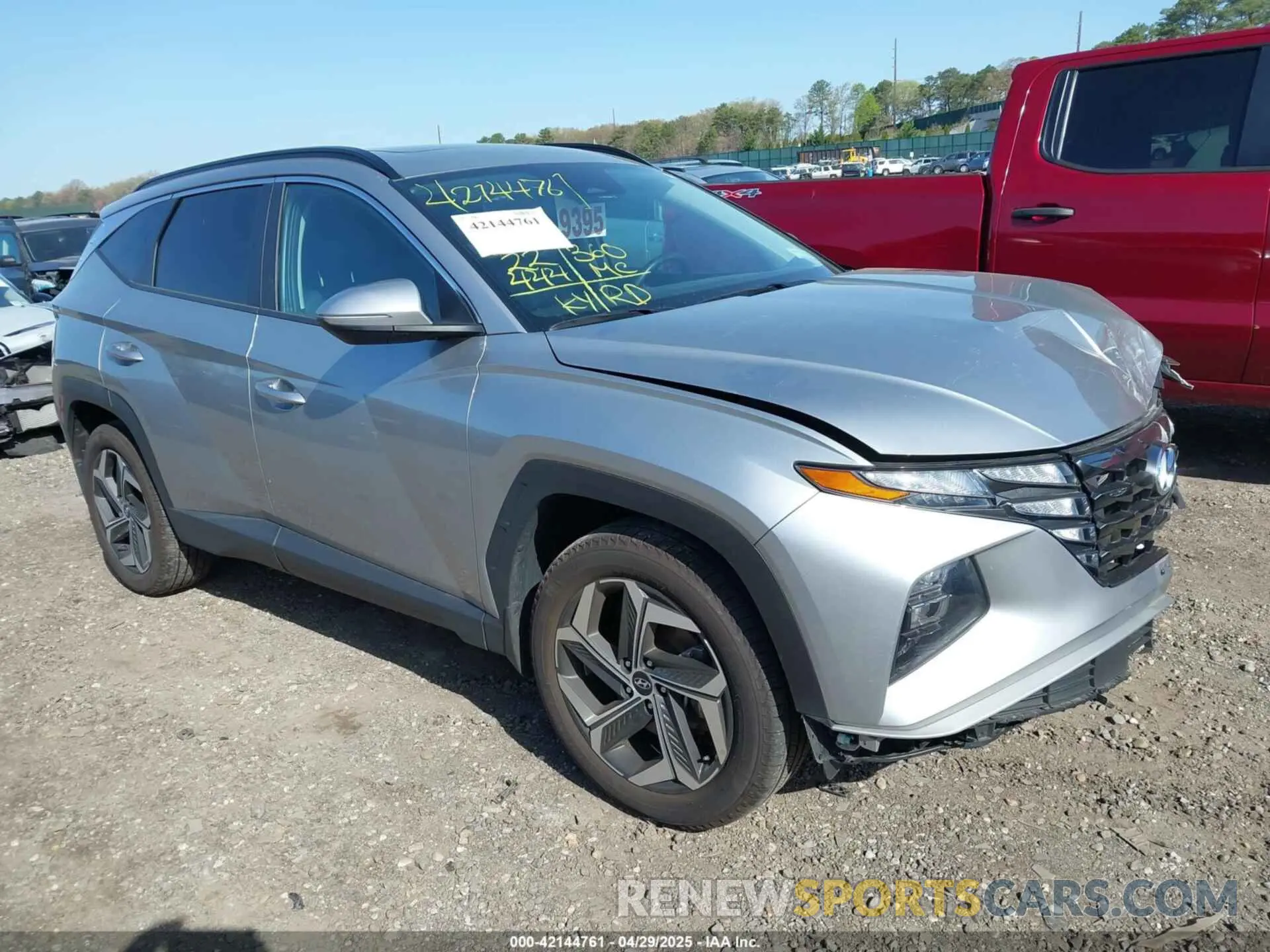 1 Photograph of a damaged car 5NMJFCAE9PH215739 HYUNDAI TUCSON 2023