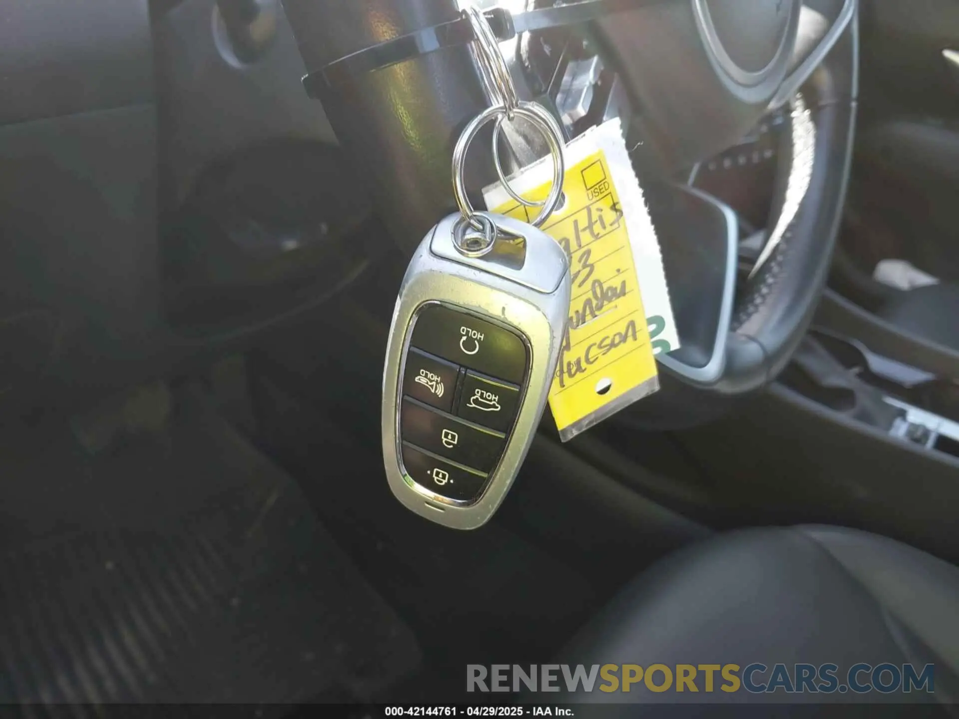 11 Photograph of a damaged car 5NMJFCAE9PH215739 HYUNDAI TUCSON 2023