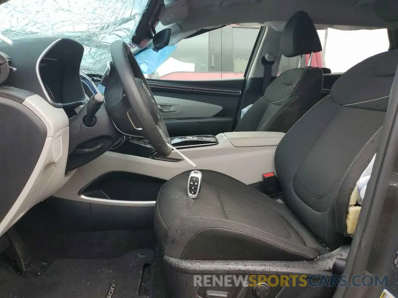 7 Фотография поврежденного автомобиля KM8JBCA16PU113621 HYUNDAI TUCSON 2023