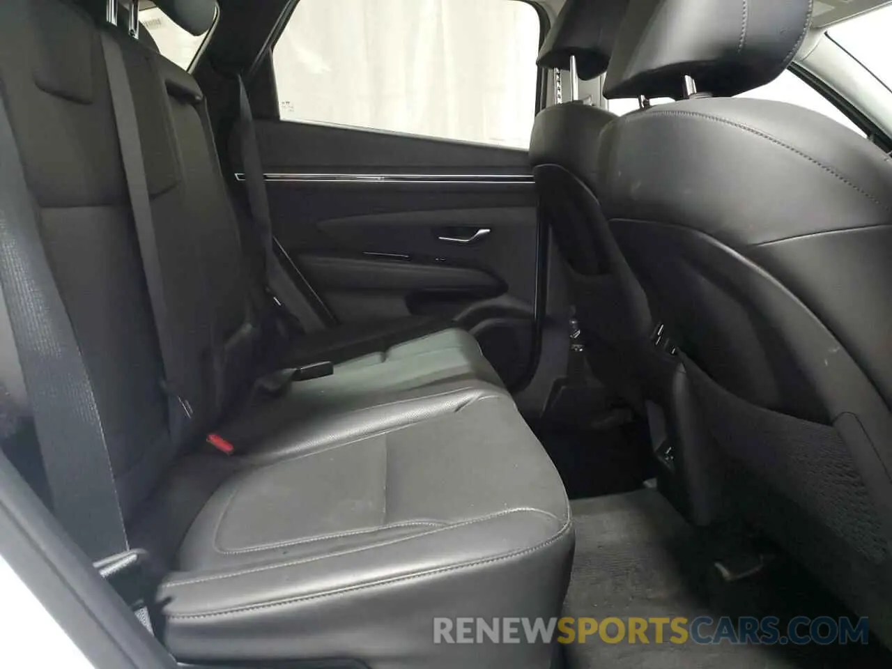 11 Photograph of a damaged car KM8JFCA12PU135670 HYUNDAI TUCSON 2023