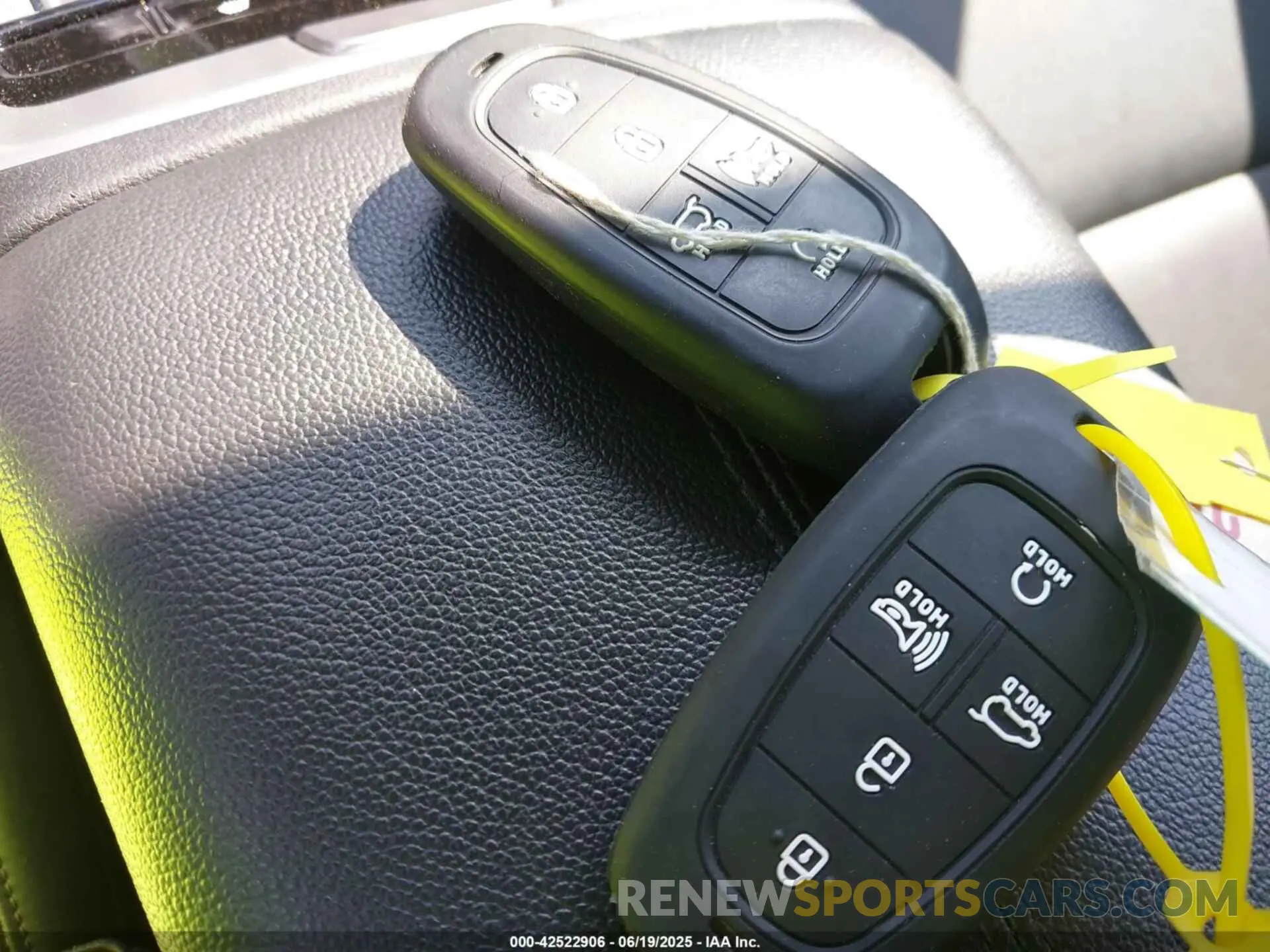 11 Photograph of a damaged car KM8JFCAE5PU178564 HYUNDAI TUCSON 2023