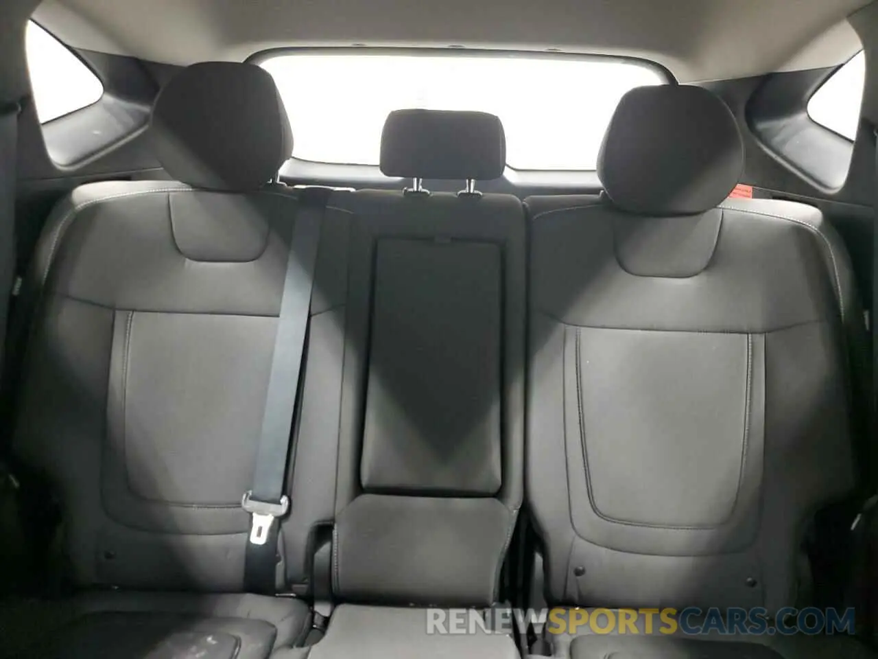 10 Photograph of a damaged car 5NMJA3DE1RH347648 HYUNDAI TUCSON 2024