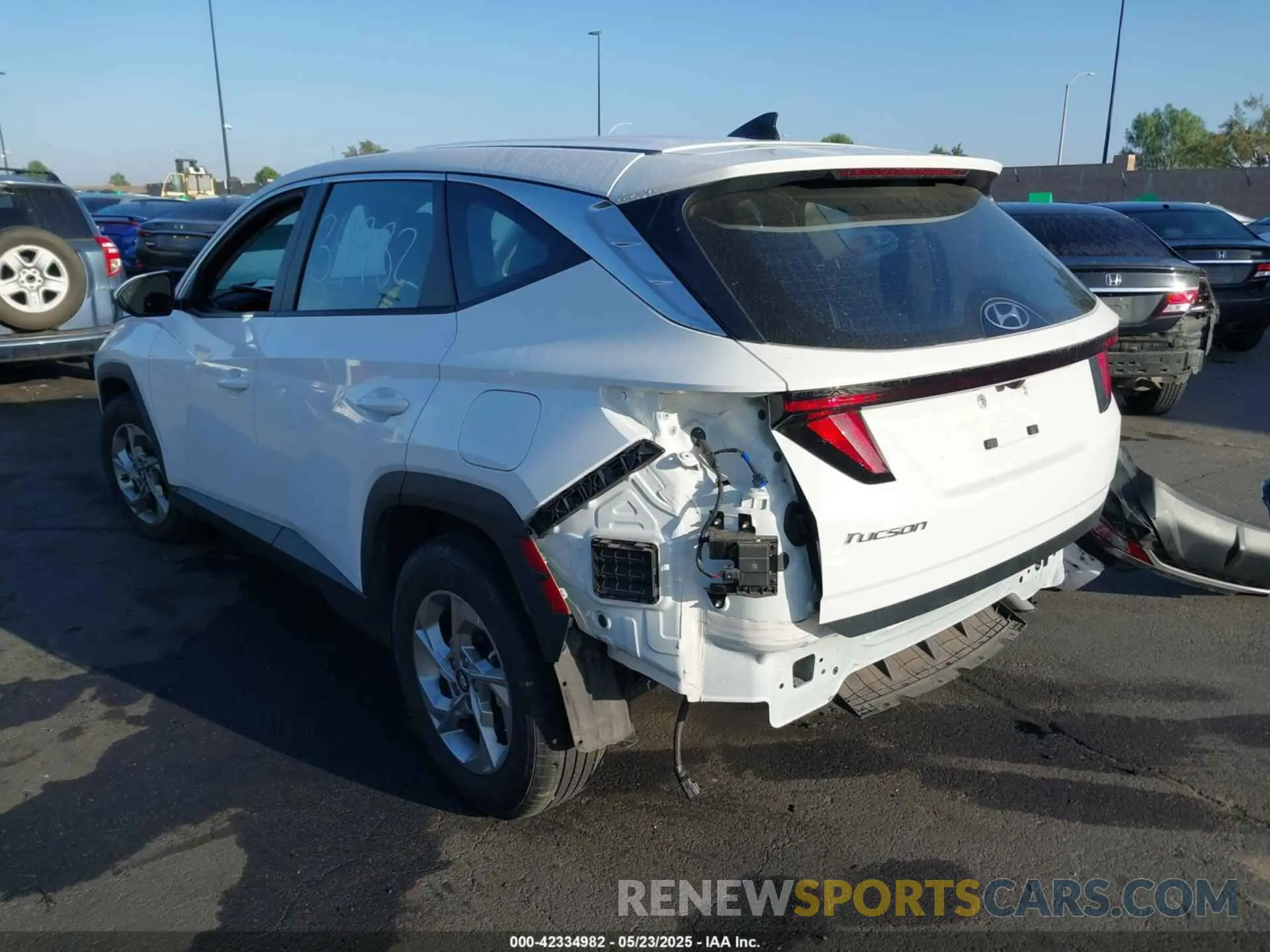 3 Фотография поврежденного автомобиля 5NMJA3DE4RH434346 HYUNDAI TUCSON 2024