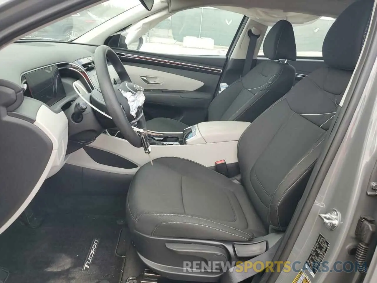 7 Photograph of a damaged car 5NMJA3DE4RH434637 HYUNDAI TUCSON 2024