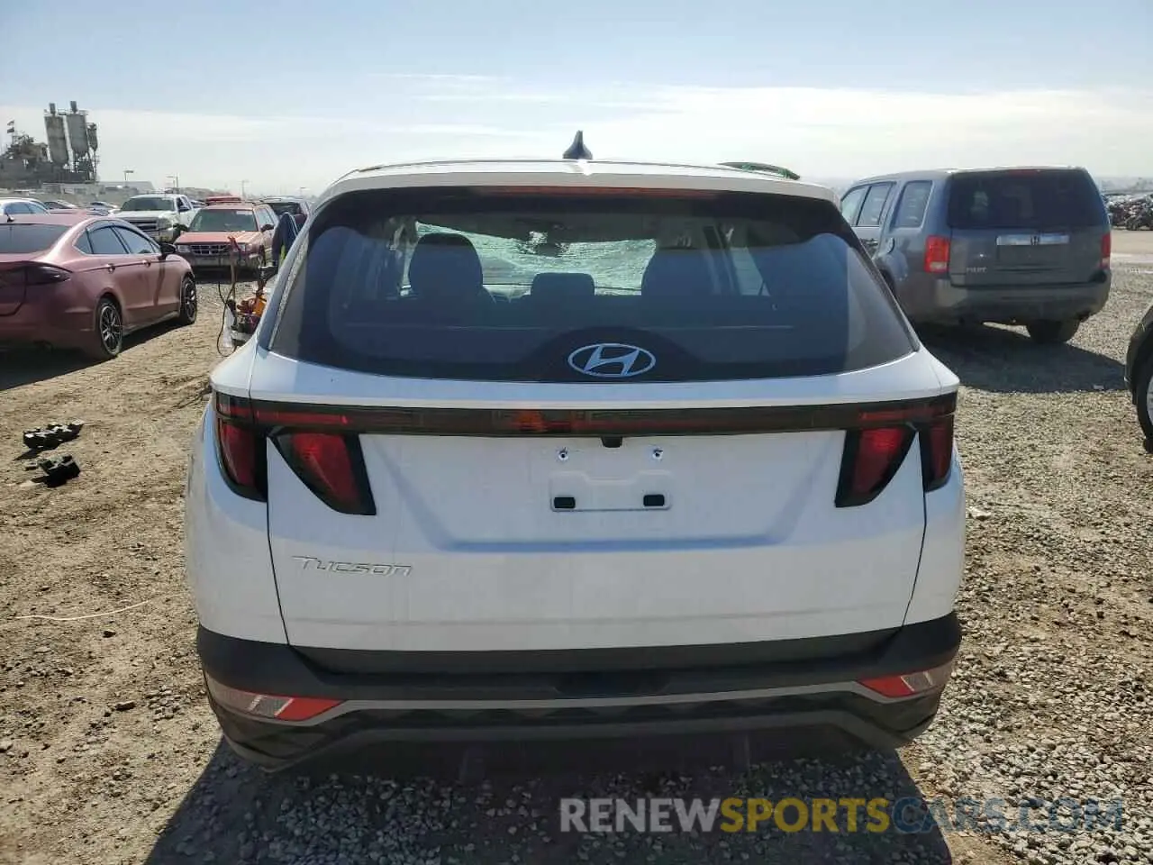 6 Photograph of a damaged car 5NMJA3DE6RH430783 HYUNDAI TUCSON 2024