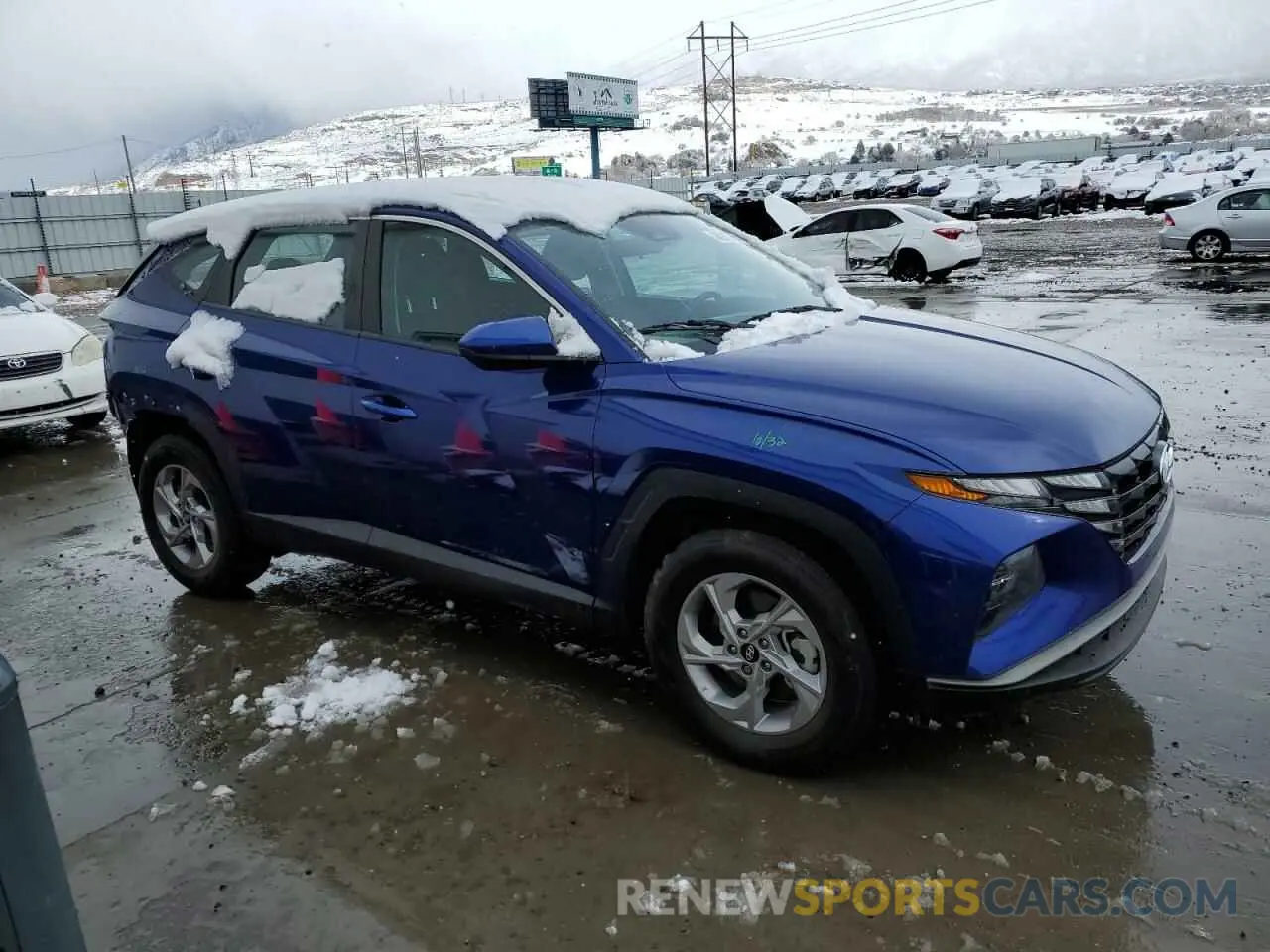 4 Photograph of a damaged car 5NMJACDE1RH310616 HYUNDAI TUCSON 2024