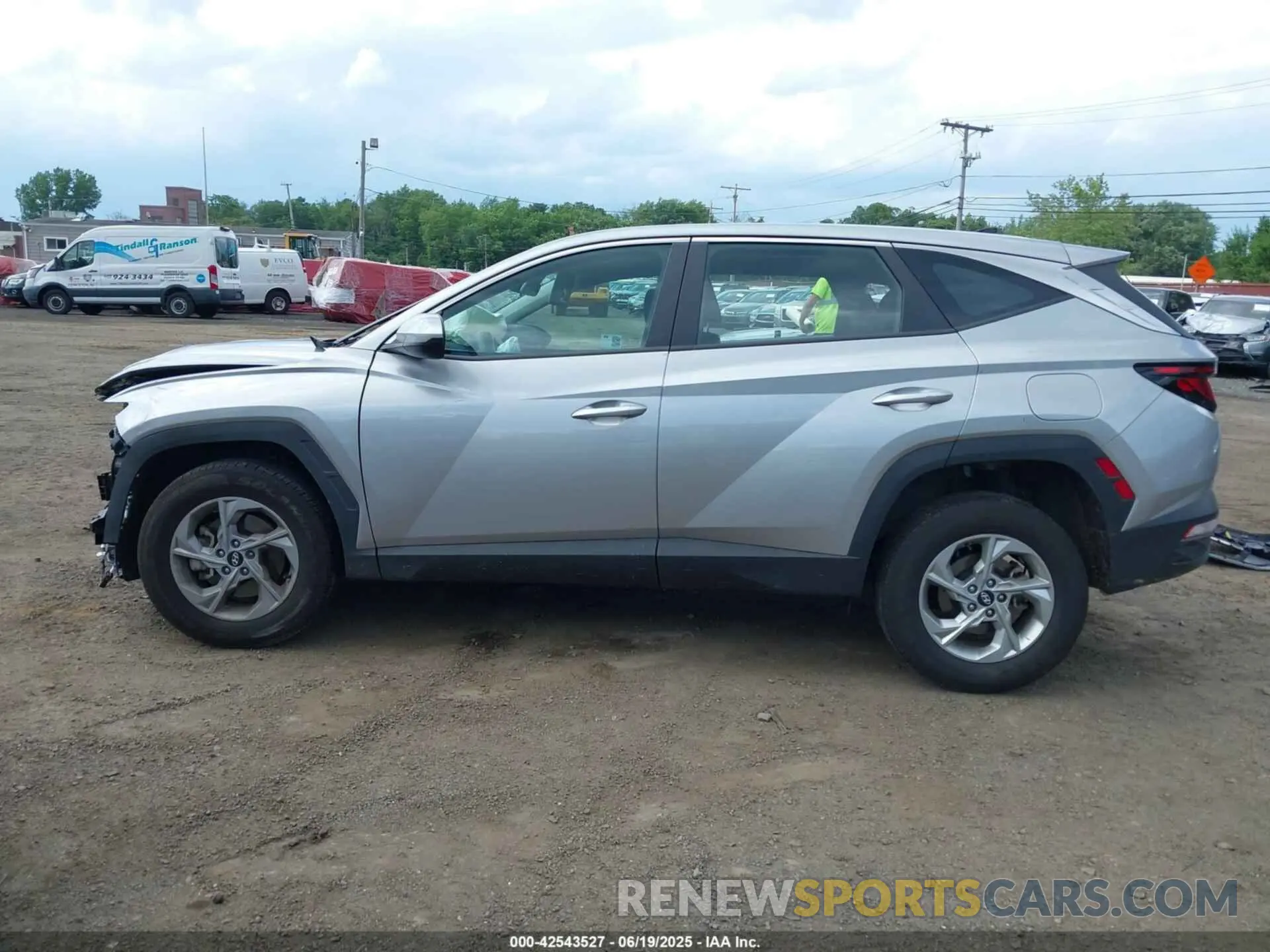 14 Photograph of a damaged car 5NMJACDE1RH432232 HYUNDAI TUCSON 2024