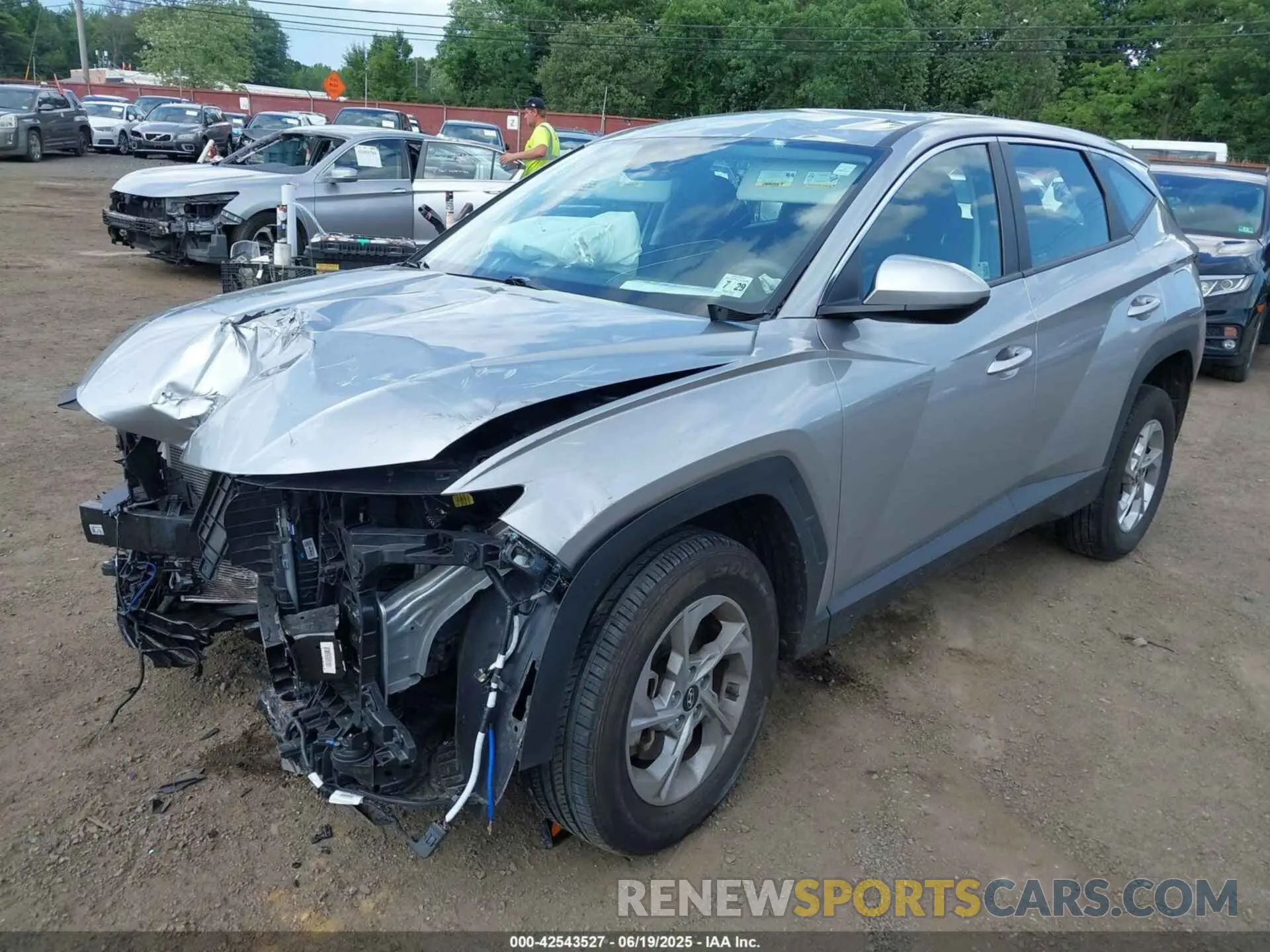 2 Photograph of a damaged car 5NMJACDE1RH432232 HYUNDAI TUCSON 2024