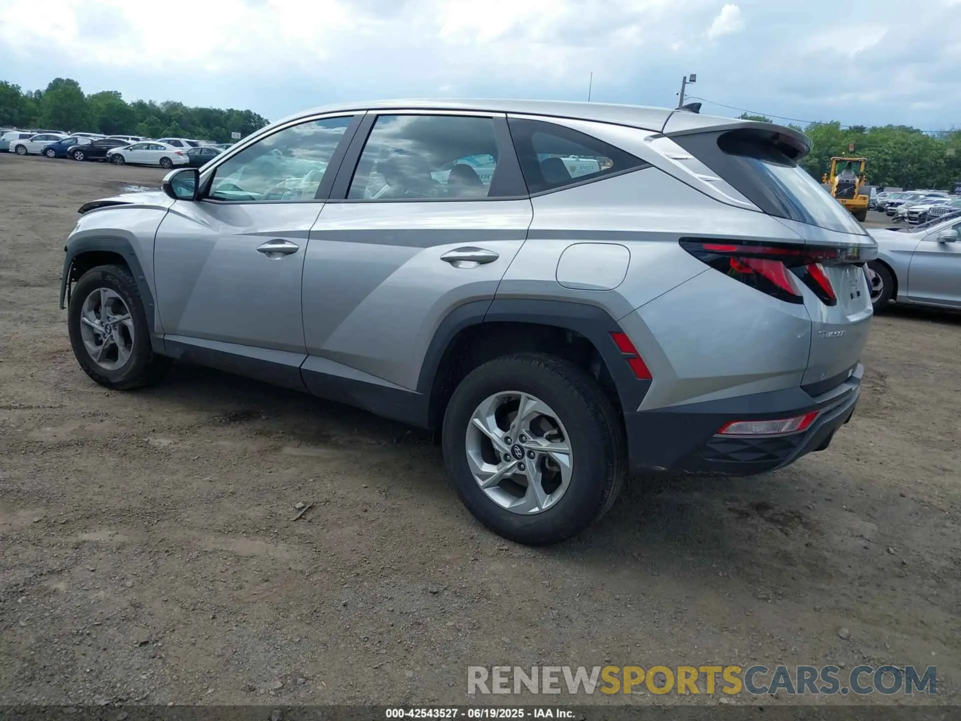 3 Photograph of a damaged car 5NMJACDE1RH432232 HYUNDAI TUCSON 2024