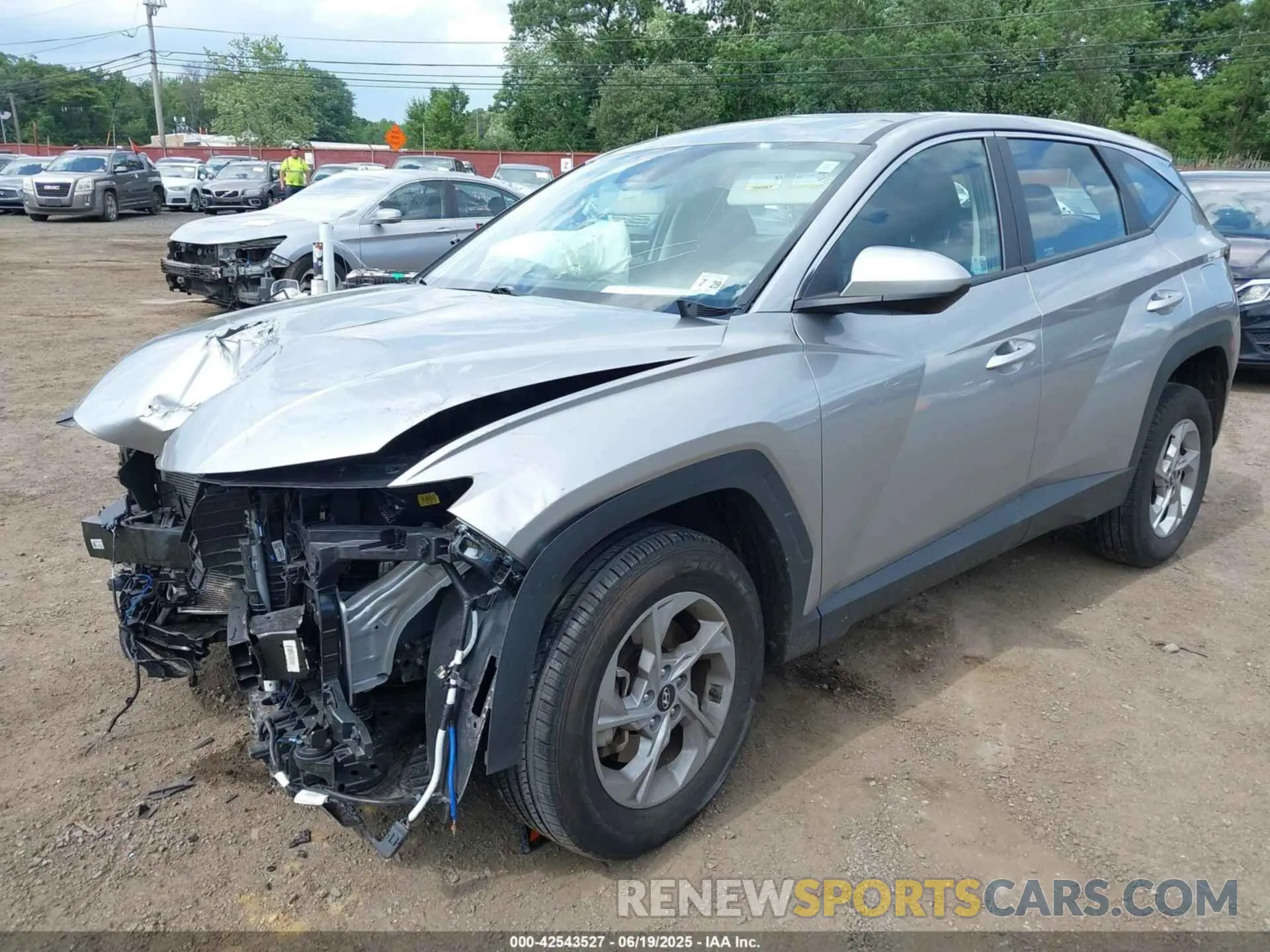 6 Photograph of a damaged car 5NMJACDE1RH432232 HYUNDAI TUCSON 2024