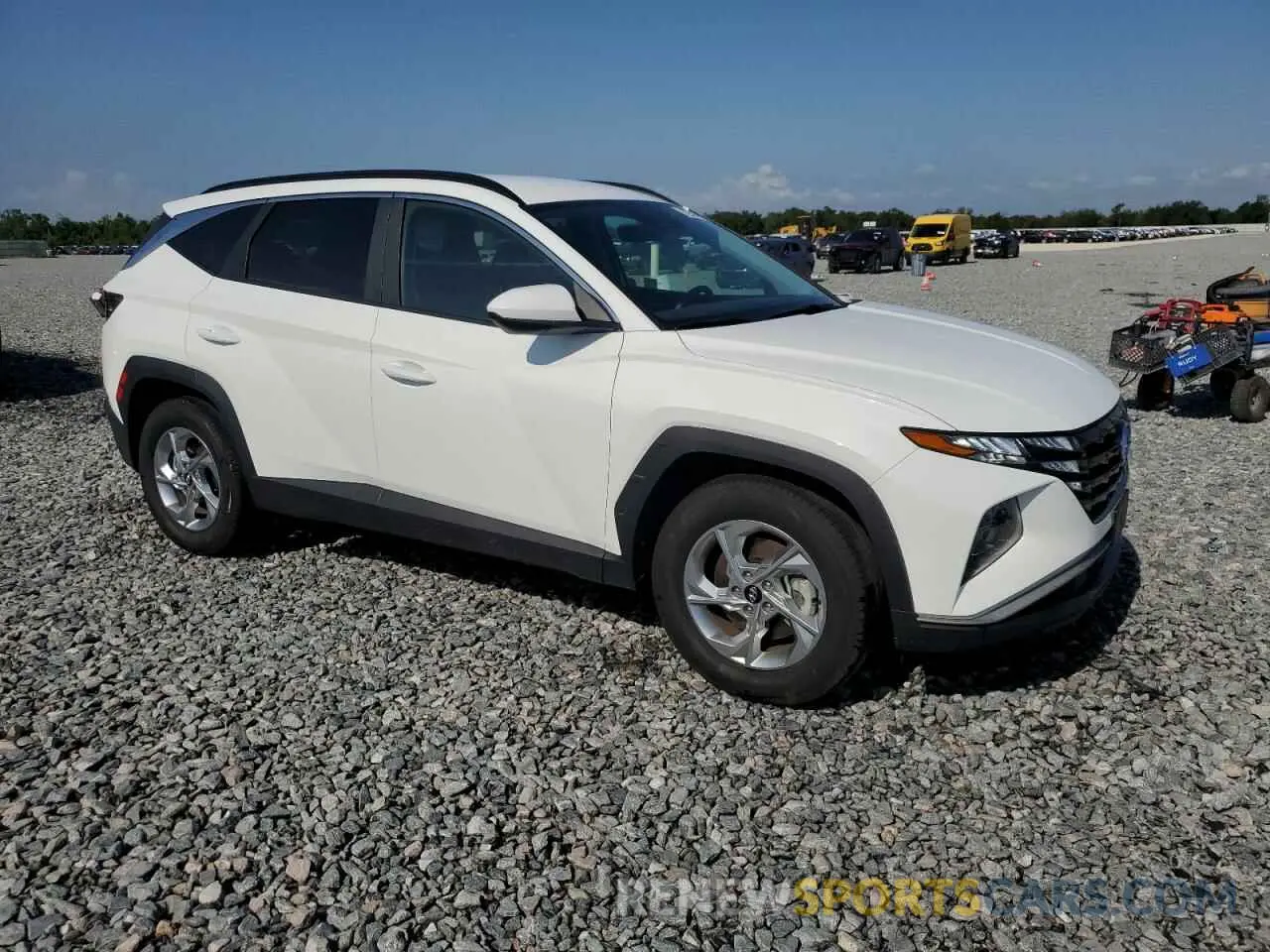 4 Photograph of a damaged car 5NMJB3DE0RH428315 HYUNDAI TUCSON 2024