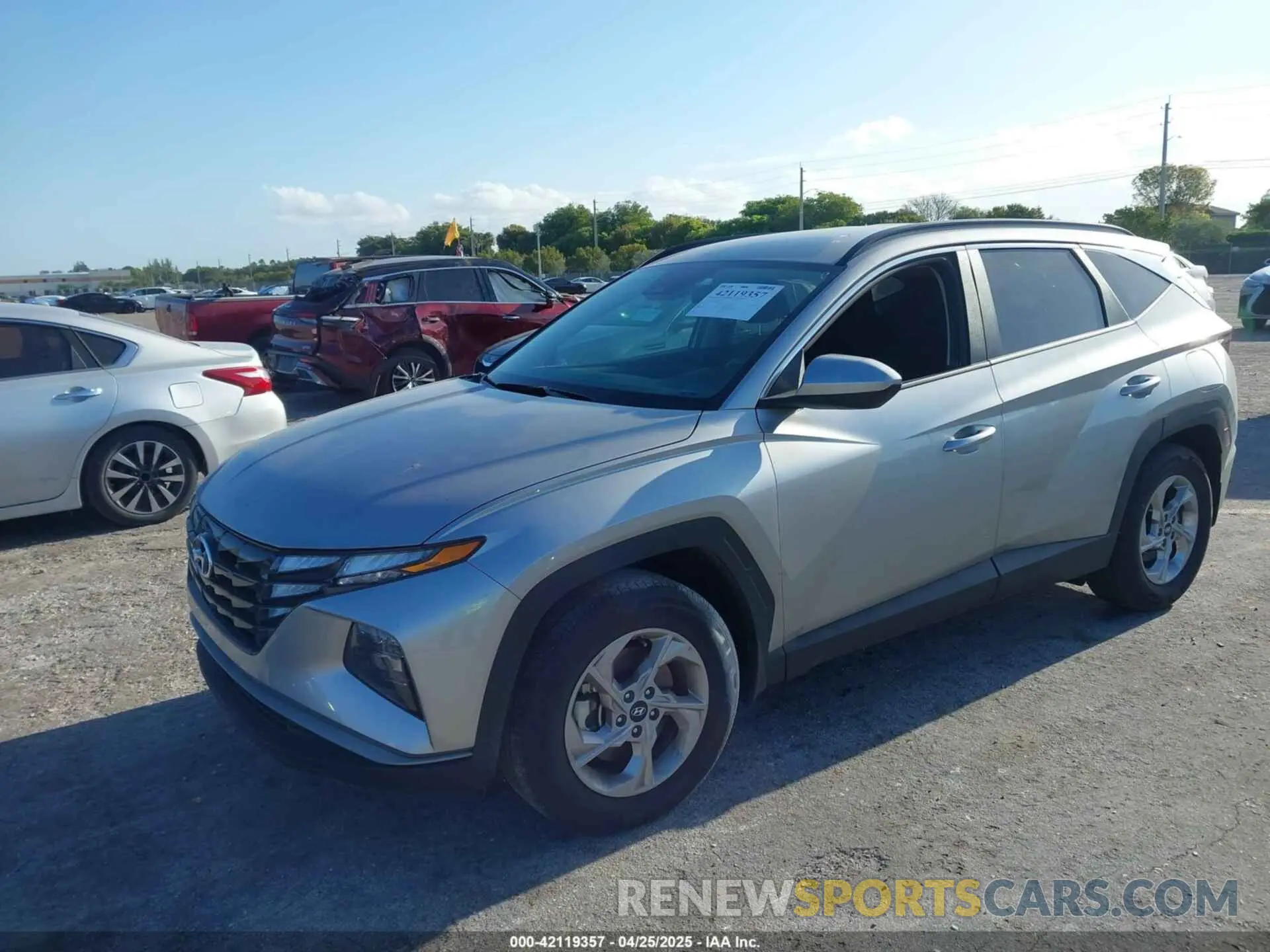 2 Photograph of a damaged car 5NMJB3DE1RH363250 HYUNDAI TUCSON 2024