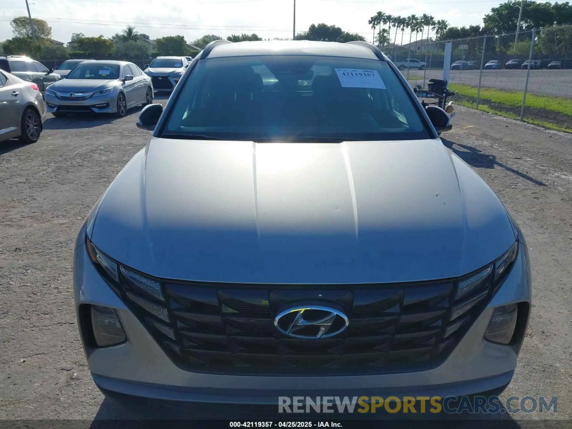 6 Photograph of a damaged car 5NMJB3DE1RH363250 HYUNDAI TUCSON 2024
