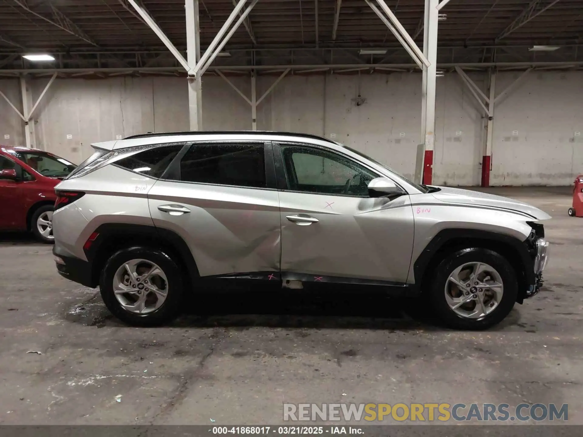 14 Photograph of a damaged car 5NMJB3DE1RH403522 HYUNDAI TUCSON 2024