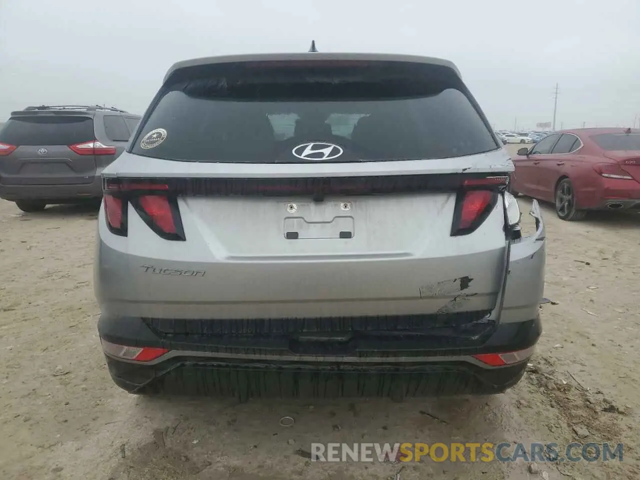 6 Photograph of a damaged car 5NMJB3DE2RH376797 HYUNDAI TUCSON 2024