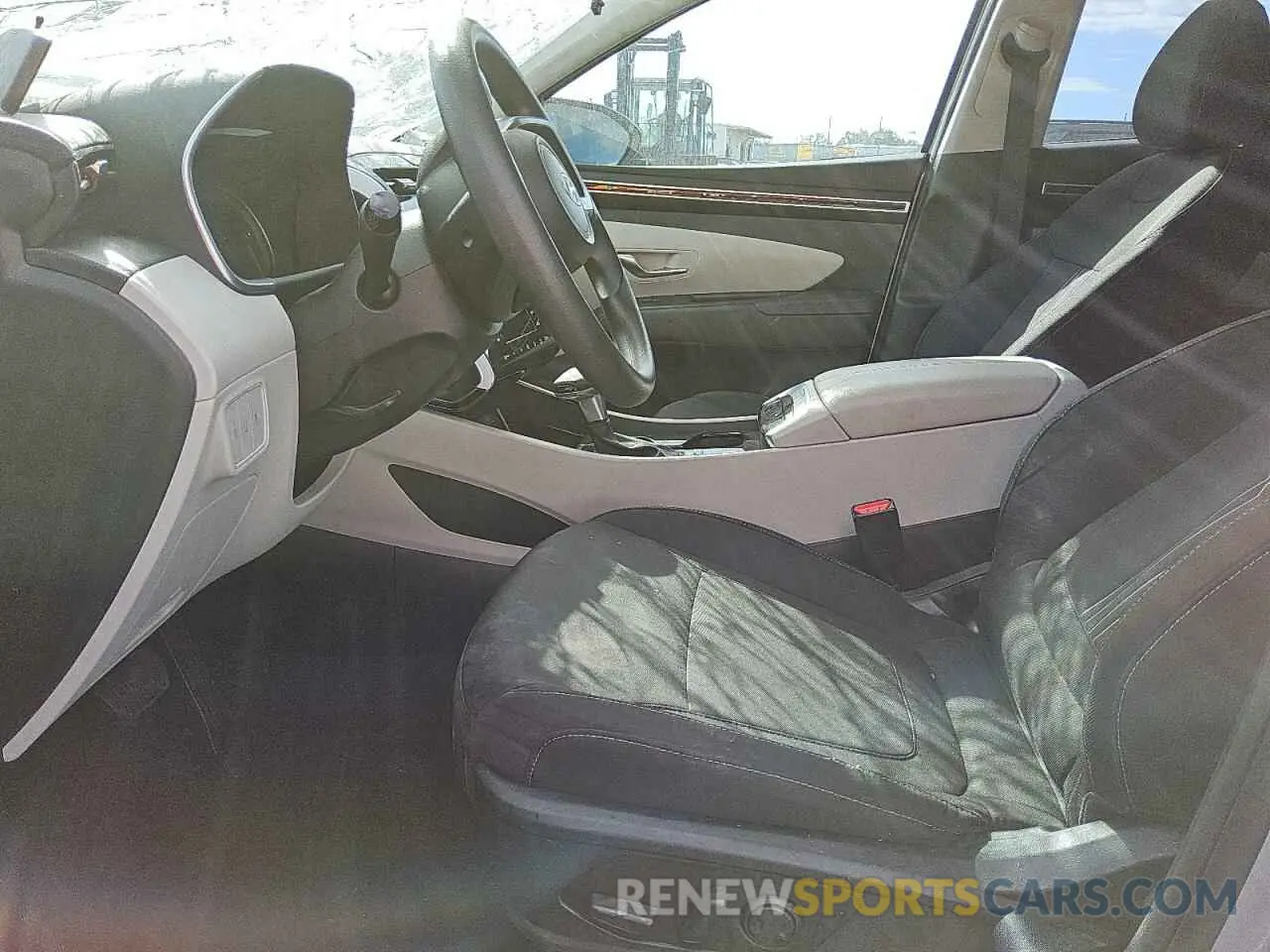 7 Photograph of a damaged car 5NMJB3DE3RH383581 HYUNDAI TUCSON 2024