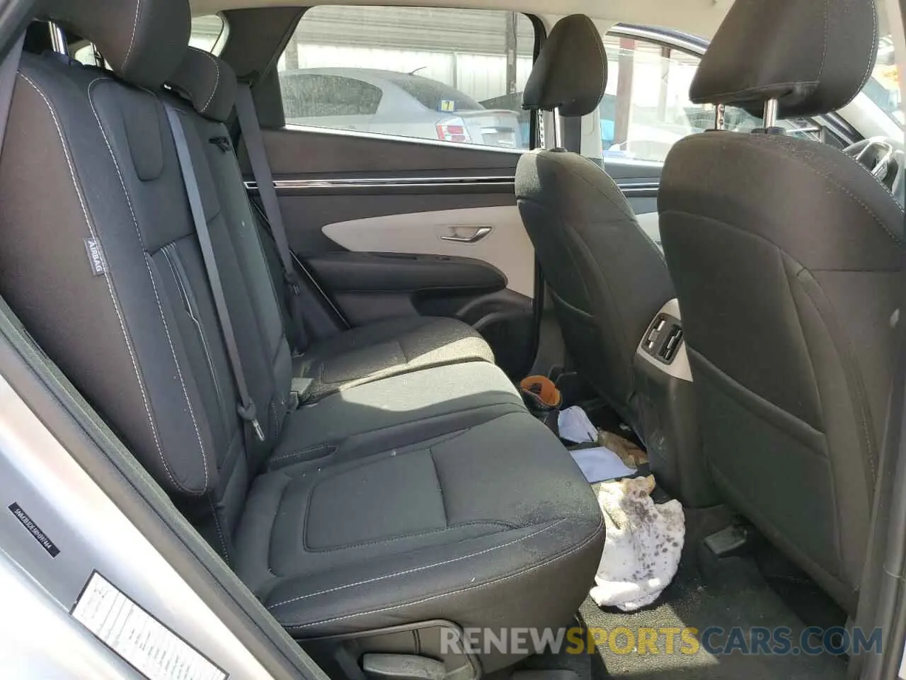11 Photograph of a damaged car 5NMJB3DE3RH397464 HYUNDAI TUCSON 2024