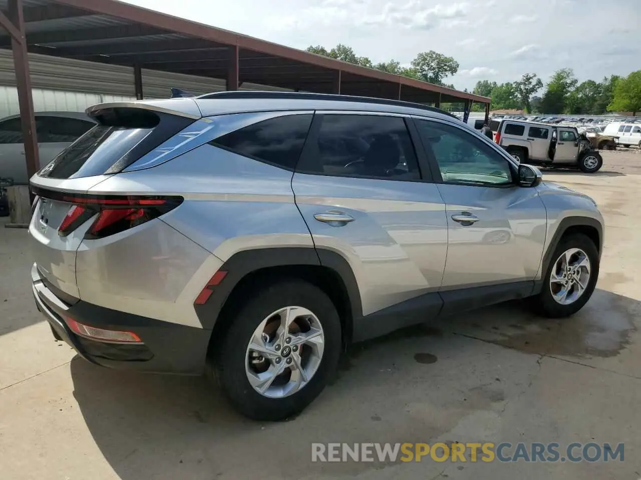 3 Photograph of a damaged car 5NMJB3DE3RH397464 HYUNDAI TUCSON 2024
