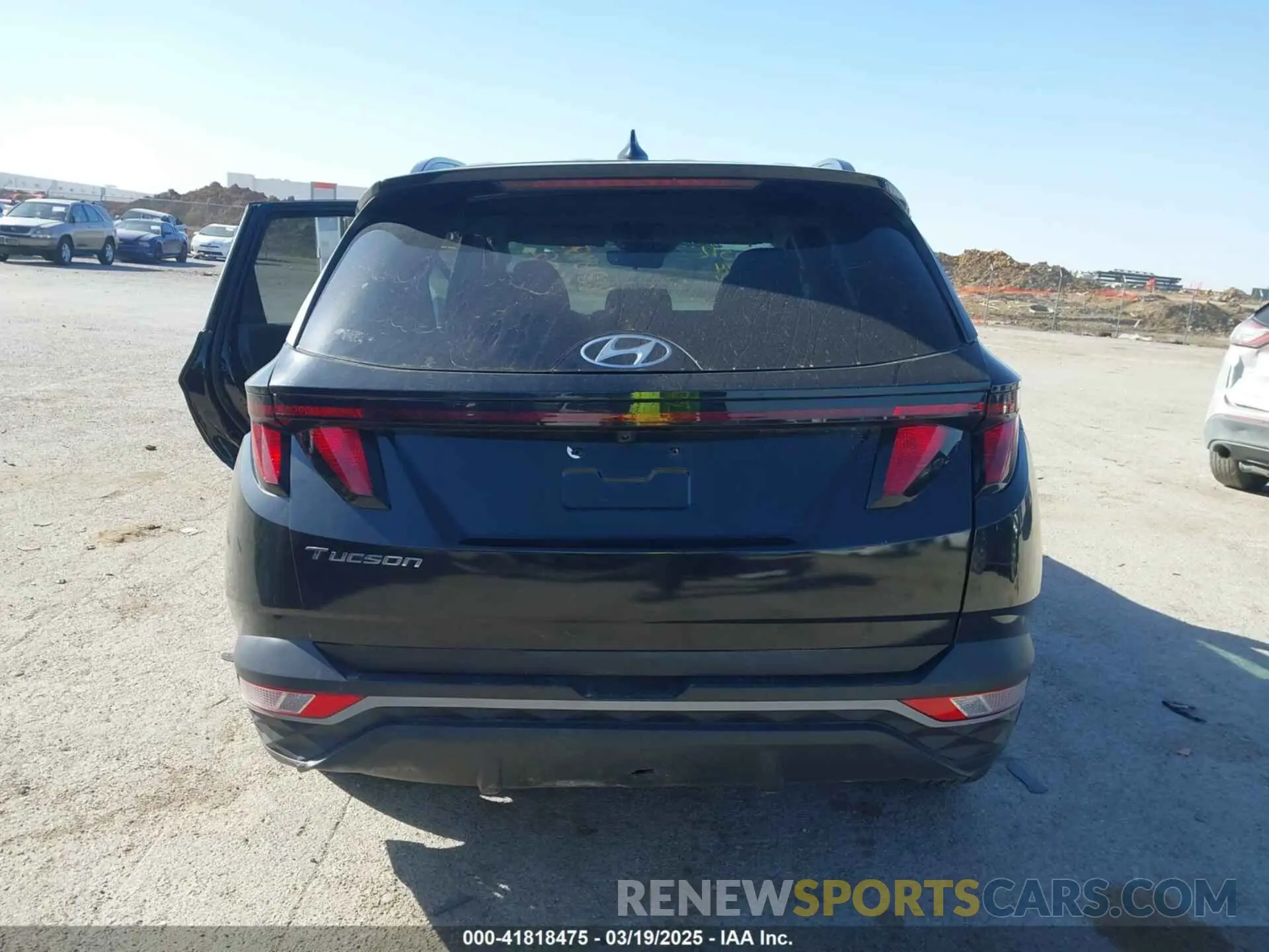 15 Photograph of a damaged car 5NMJB3DE4RH299544 HYUNDAI TUCSON 2024