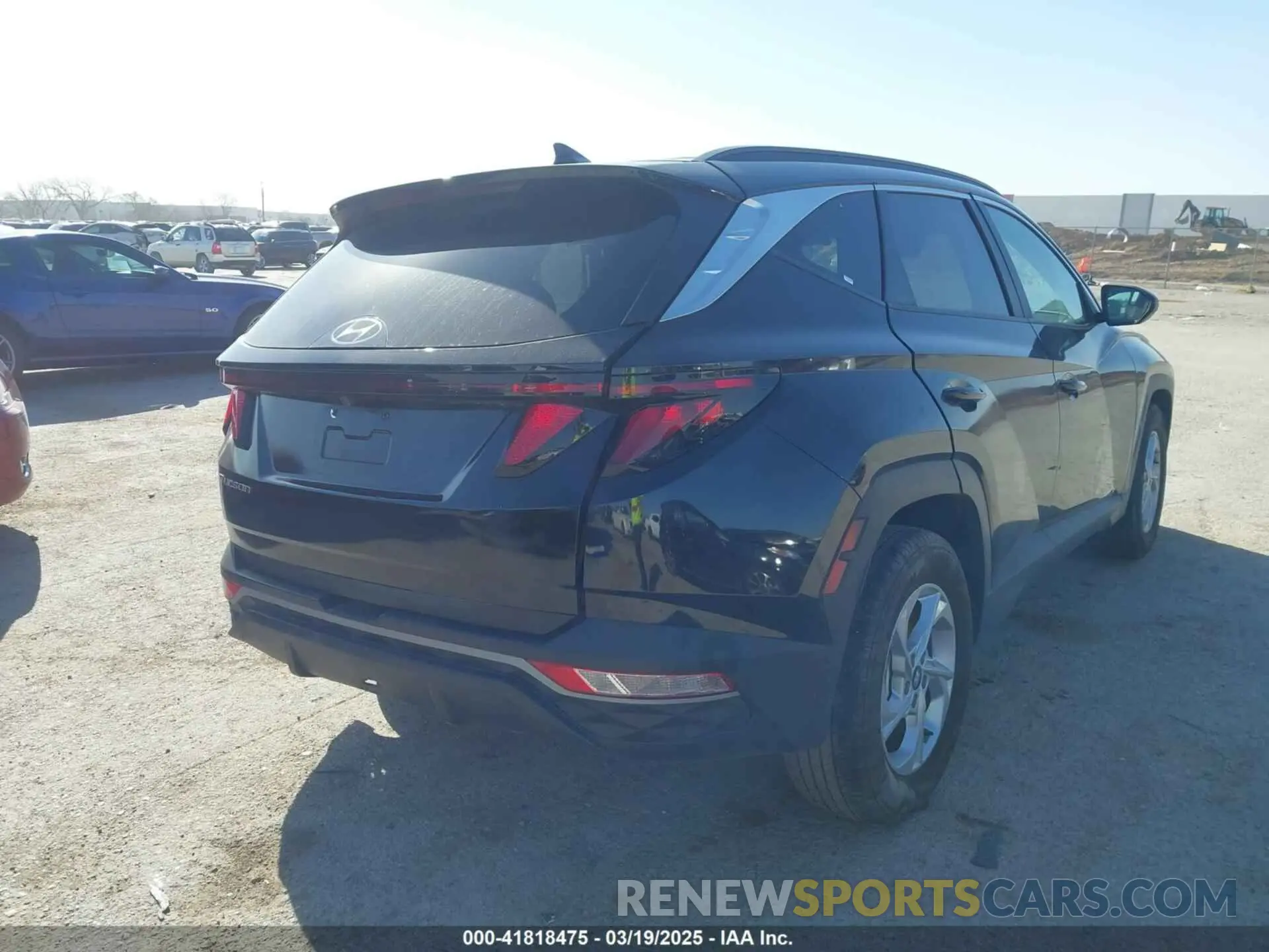 4 Photograph of a damaged car 5NMJB3DE4RH299544 HYUNDAI TUCSON 2024