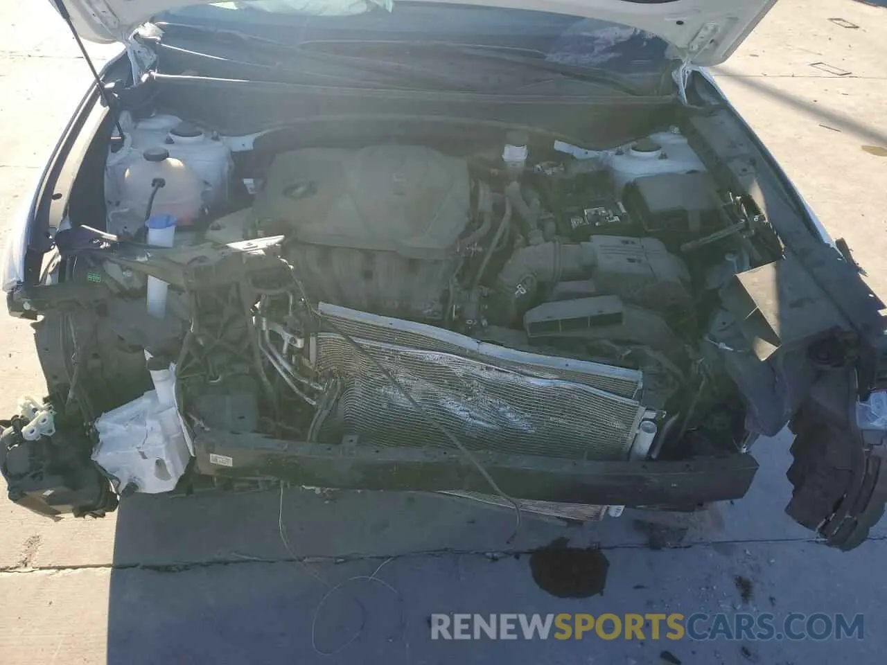 13 Photograph of a damaged car 5NMJB3DE4RH337161 HYUNDAI TUCSON 2024