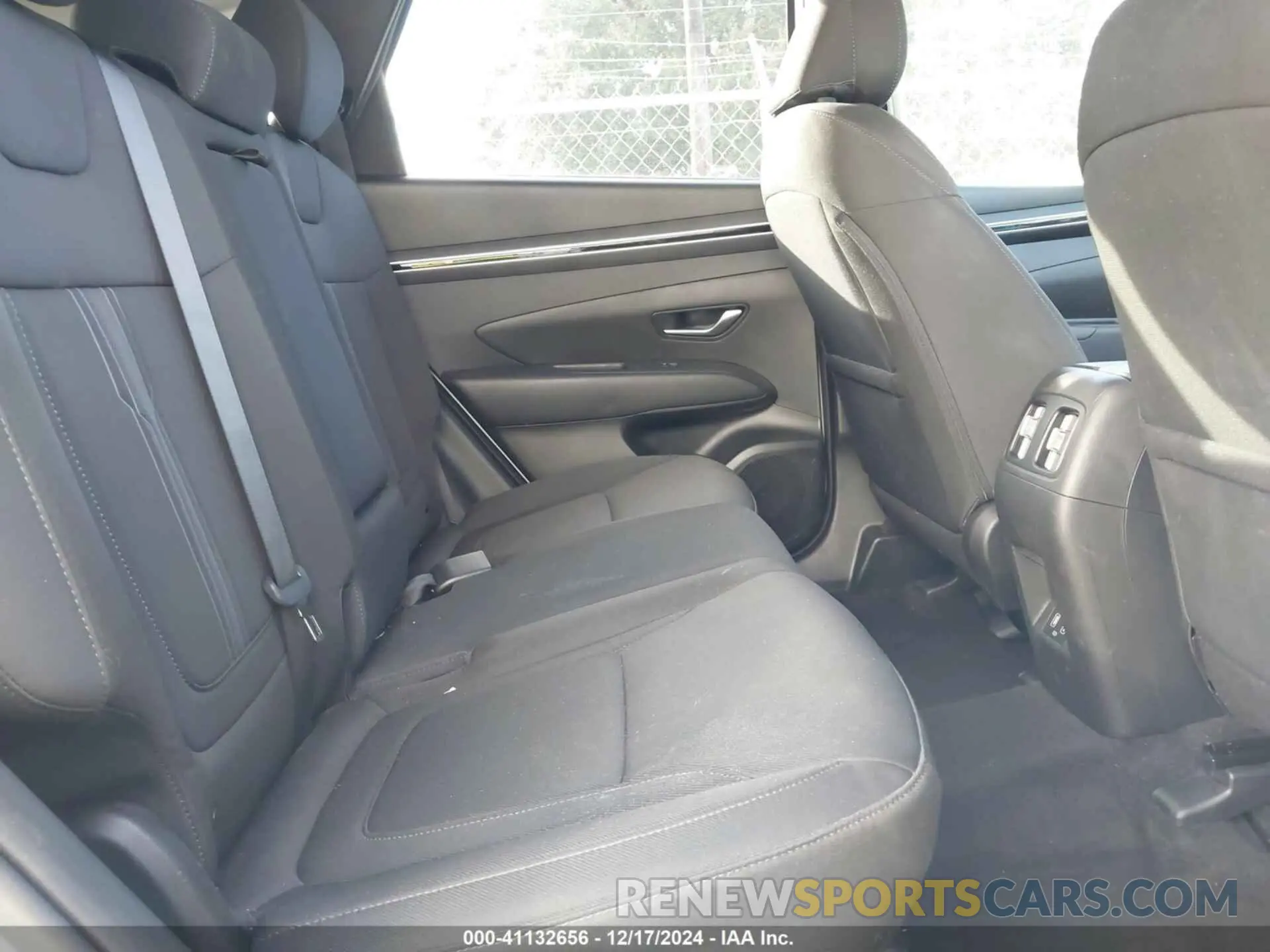 8 Фотография поврежденного автомобиля 5NMJB3DE5RH371478 HYUNDAI TUCSON 2024