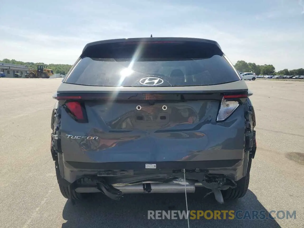 6 Photograph of a damaged car 5NMJB3DE6RH358593 HYUNDAI TUCSON 2024