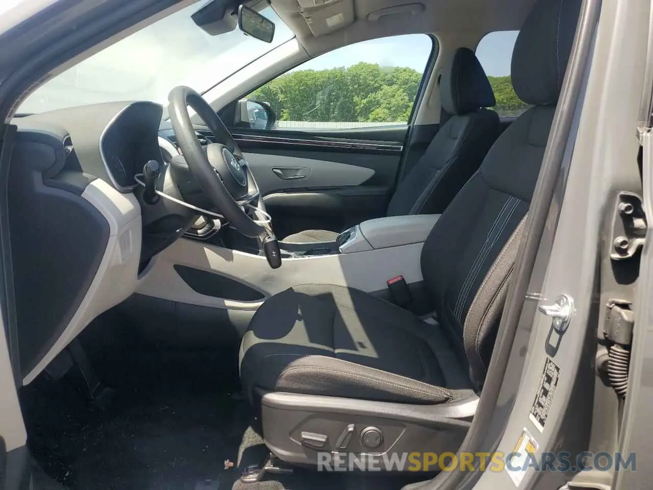 7 Photograph of a damaged car 5NMJB3DE6RH358593 HYUNDAI TUCSON 2024