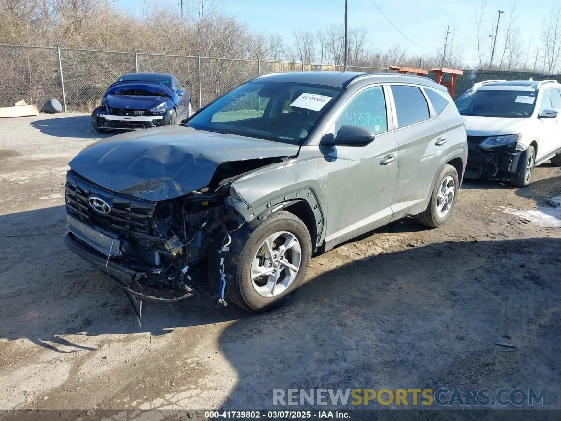 2 Photograph of a damaged car 5NMJB3DE6RH395675 HYUNDAI TUCSON 2024