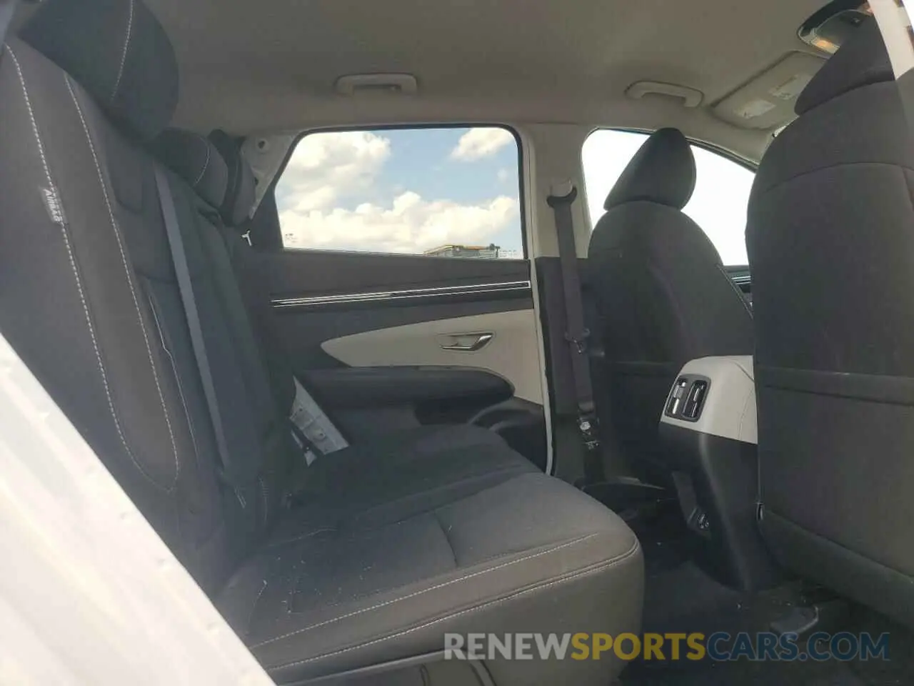 11 Photograph of a damaged car 5NMJB3DE7RH317809 HYUNDAI TUCSON 2024