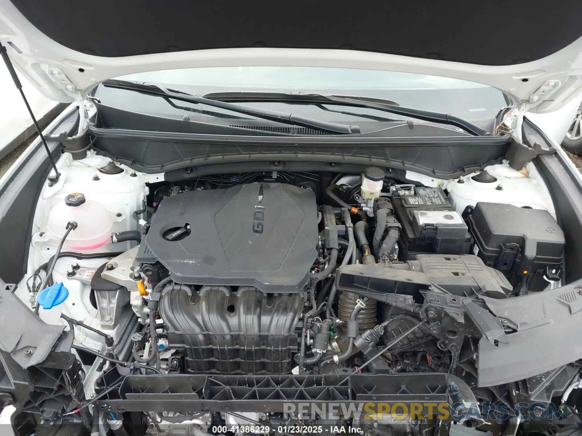 10 Photograph of a damaged car 5NMJB3DE7RH372356 HYUNDAI TUCSON 2024