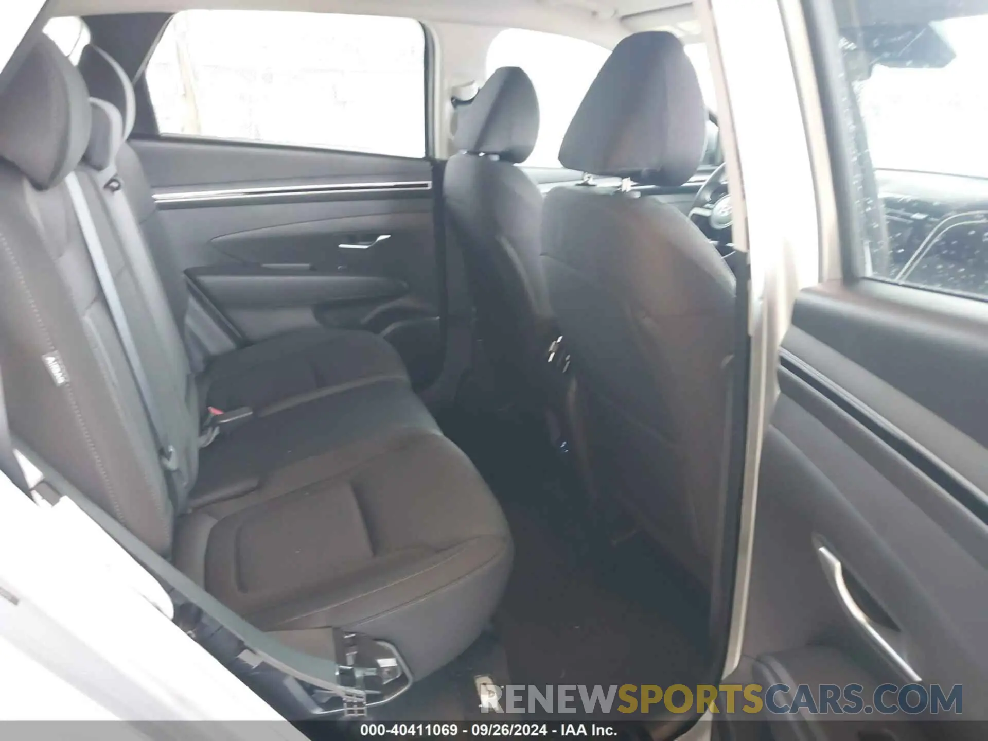 8 Фотография поврежденного автомобиля 5NMJB3DE7RH428750 HYUNDAI TUCSON 2024