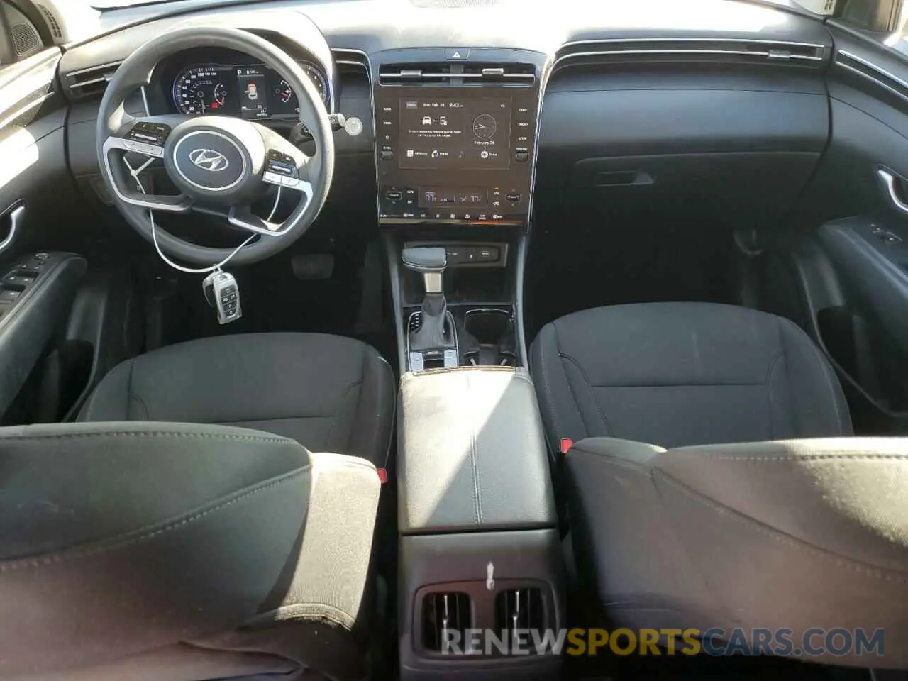 8 Photograph of a damaged car 5NMJB3DE8RH315079 HYUNDAI TUCSON 2024