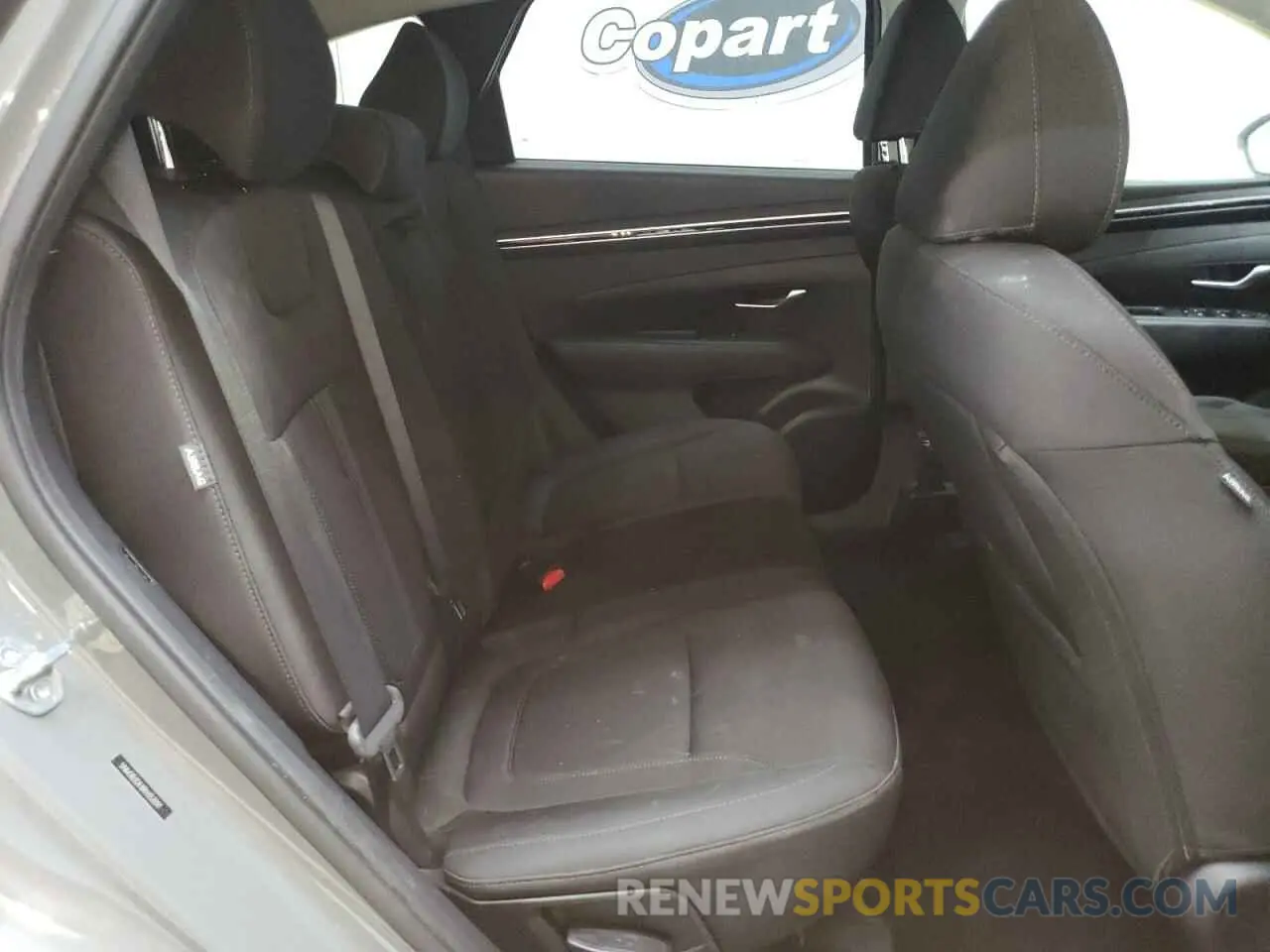 11 Photograph of a damaged car 5NMJB3DE8RH352097 HYUNDAI TUCSON 2024