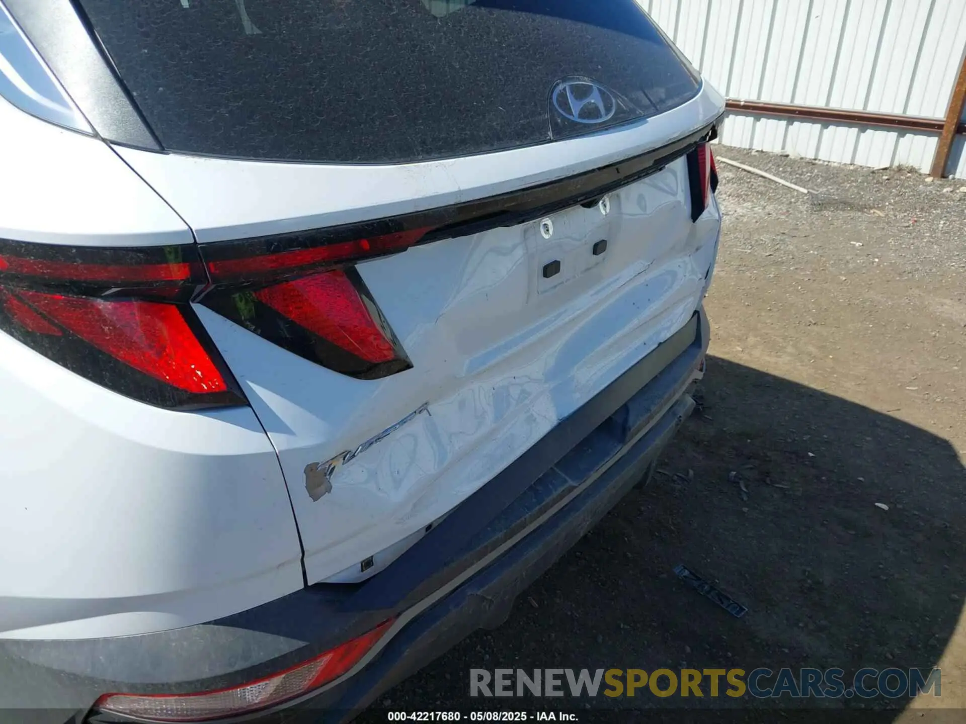 6 Photograph of a damaged car 5NMJB3DE8RH421998 HYUNDAI TUCSON 2024