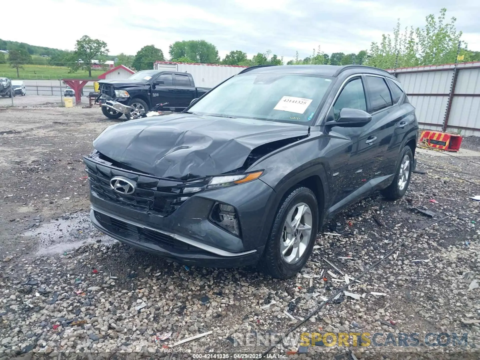 2 Photograph of a damaged car 5NMJB3DE9RH320419 HYUNDAI TUCSON 2024