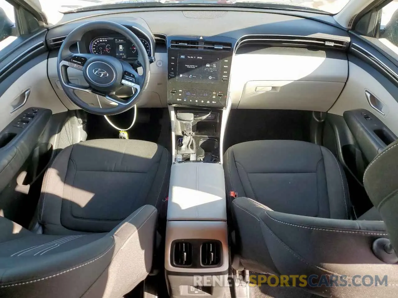 8 Фотография поврежденного автомобиля 5NMJB3DE9RH368342 HYUNDAI TUCSON 2024