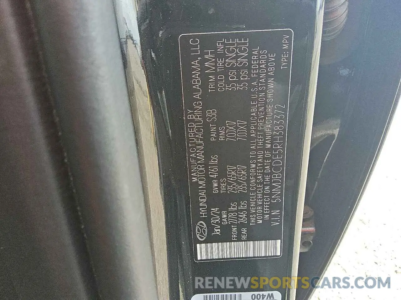 13 Photograph of a damaged car 5NMJBCDE5RH383372 HYUNDAI TUCSON 2024