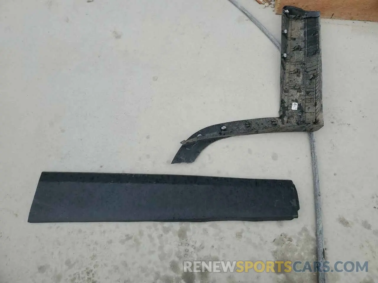 13 Photograph of a damaged car 5NMJBCDE7RH344668 HYUNDAI TUCSON 2024