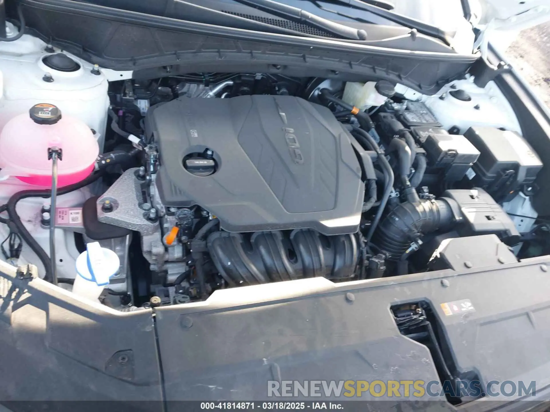10 Photograph of a damaged car 5NMJBCDE8RH425503 HYUNDAI TUCSON 2024