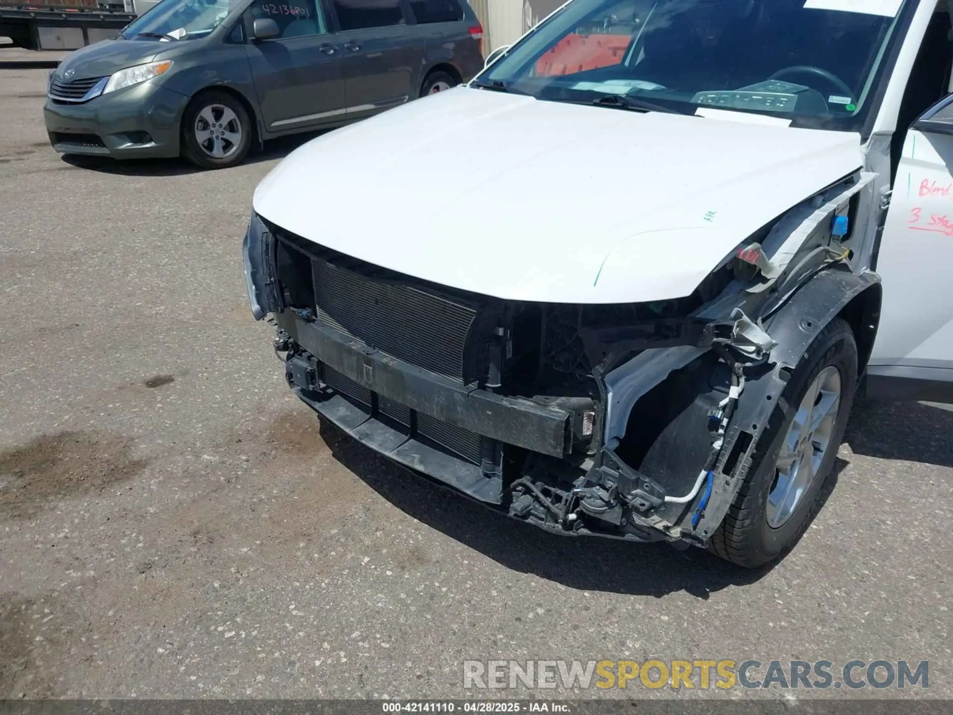 6 Photograph of a damaged car 5NMJBCDE9RH339164 HYUNDAI TUCSON 2024
