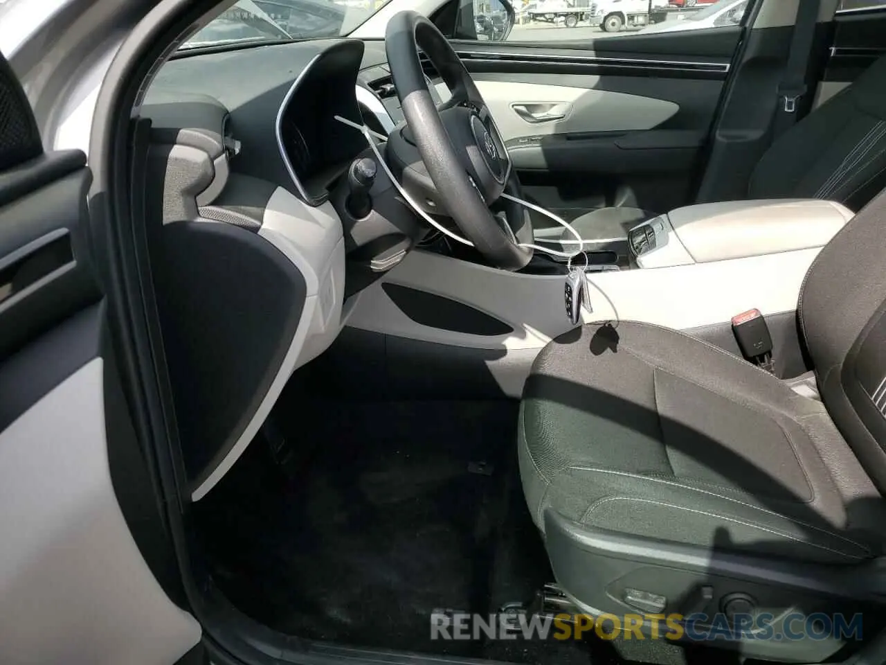 7 Photograph of a damaged car 5NMJBCDE9RH386565 HYUNDAI TUCSON 2024