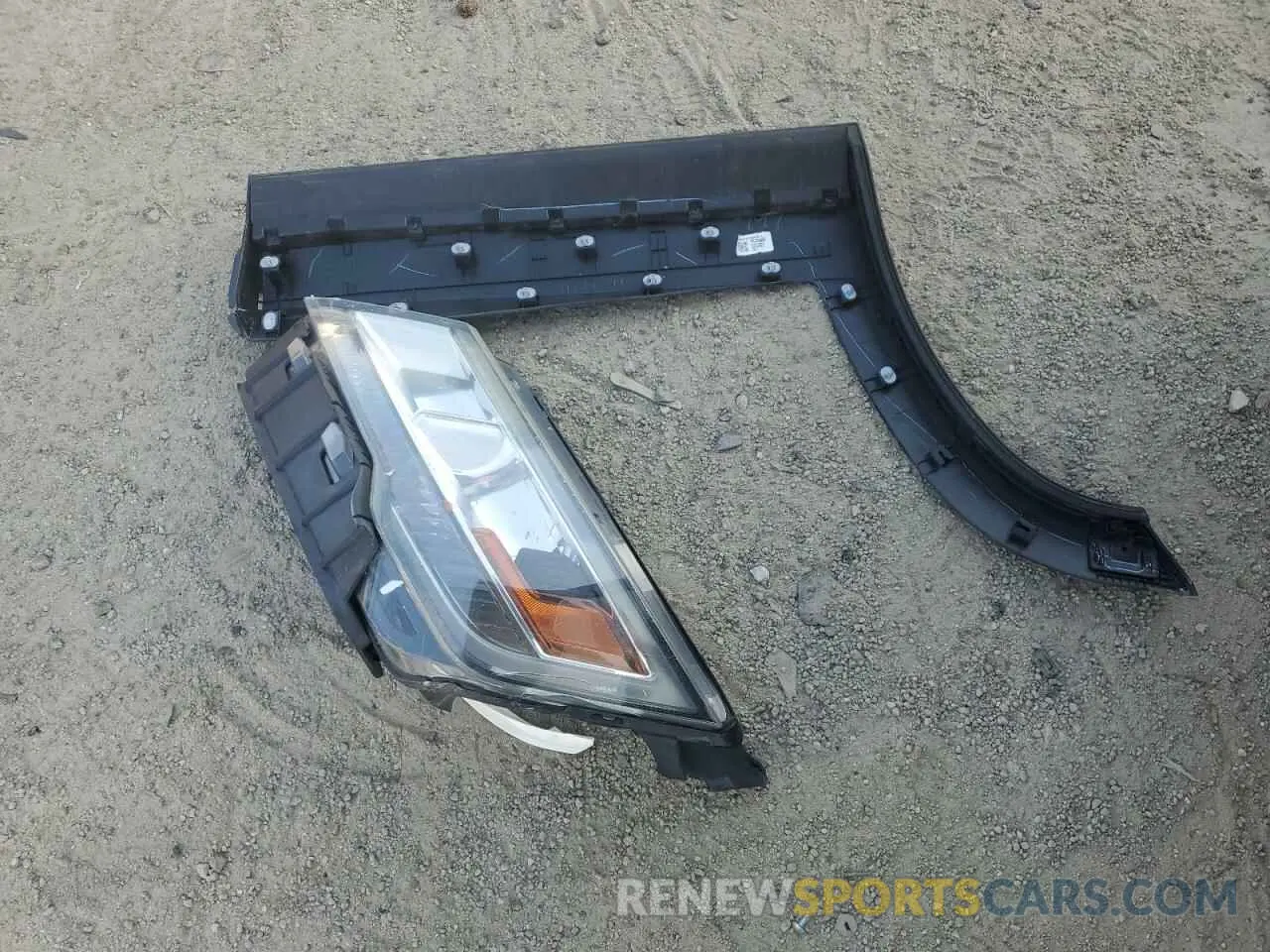 13 Photograph of a damaged car 5NMJBCDE9RH422769 HYUNDAI TUCSON 2024