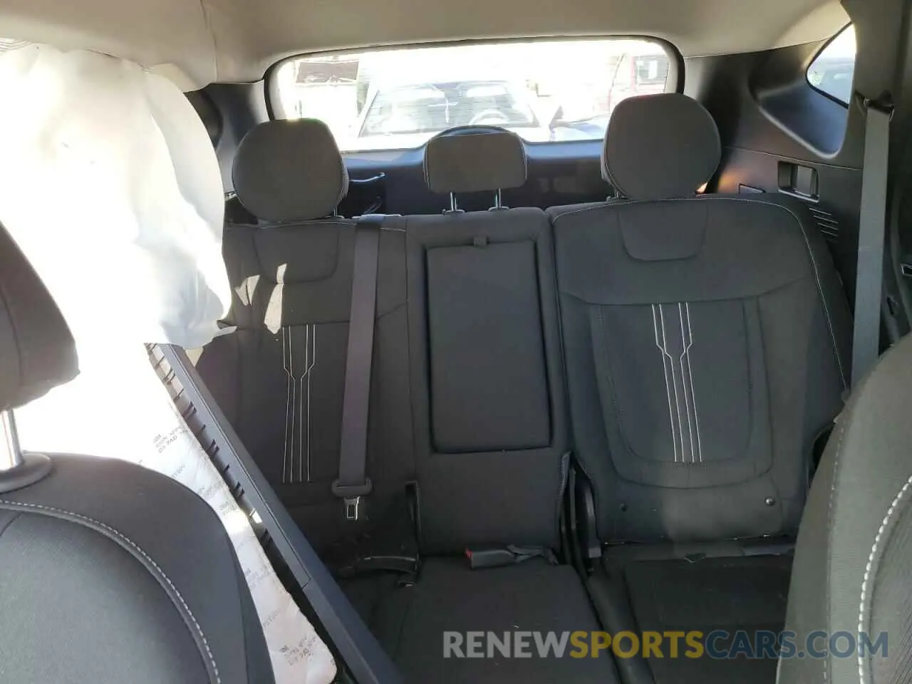 10 Photograph of a damaged car 5NMJBCDE9RH425767 HYUNDAI TUCSON 2024