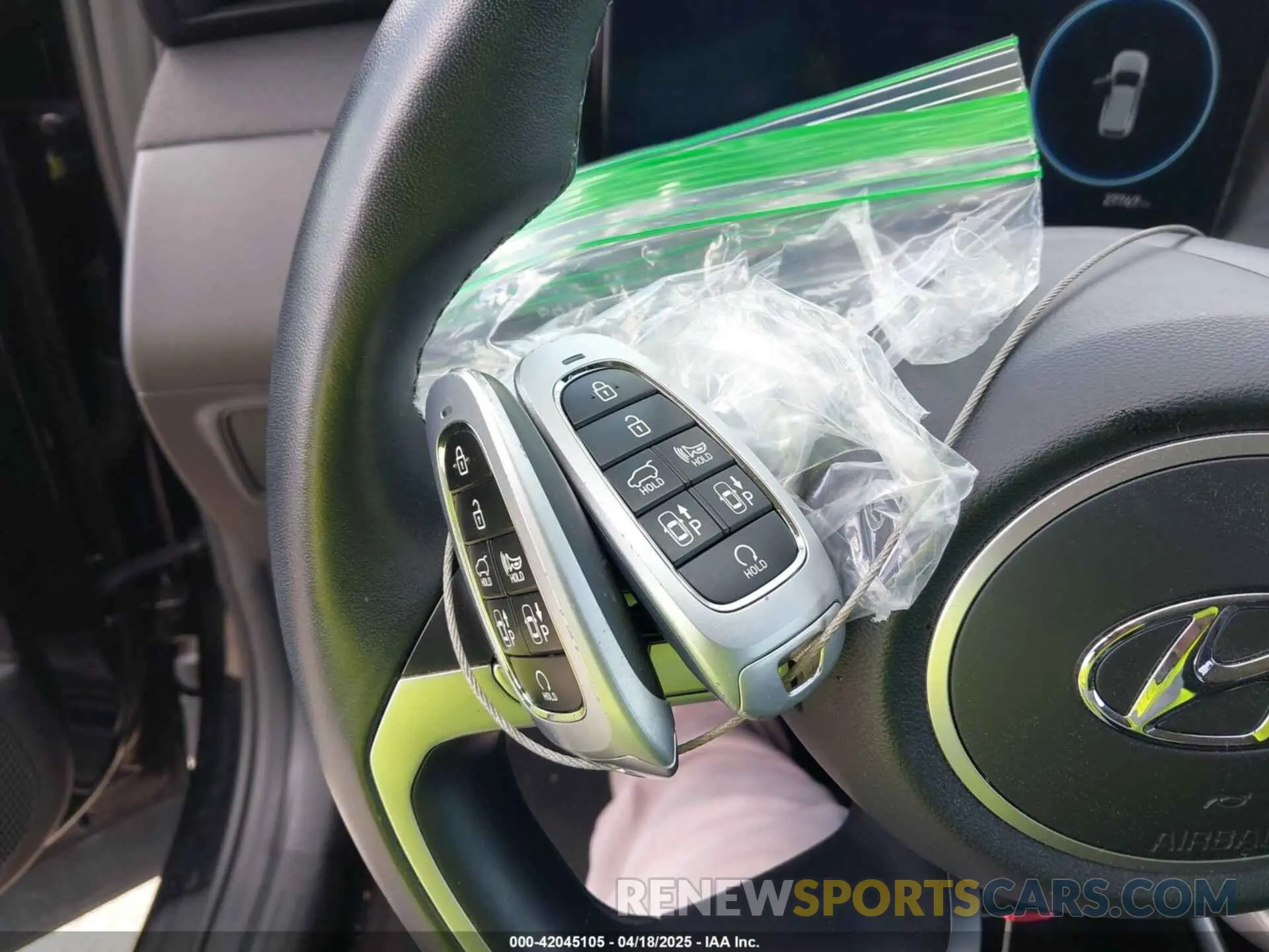 11 Photograph of a damaged car 5NMJE3DE2RH351390 HYUNDAI TUCSON 2024
