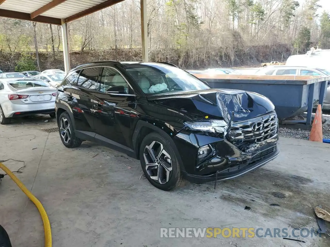 4 Photograph of a damaged car 5NMJE3DE4RH403358 HYUNDAI TUCSON 2024